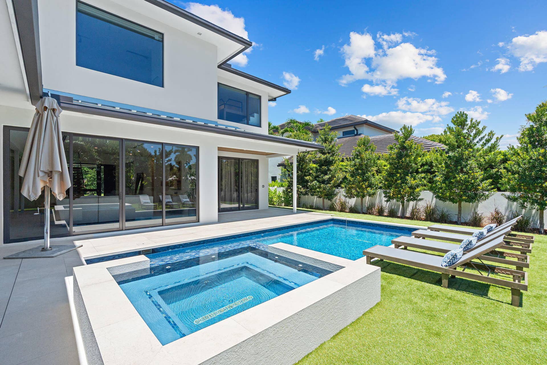 2506 NE 14TH Street, Fort Lauderdale, FL 33304 33-web-or-mls-DSC01505