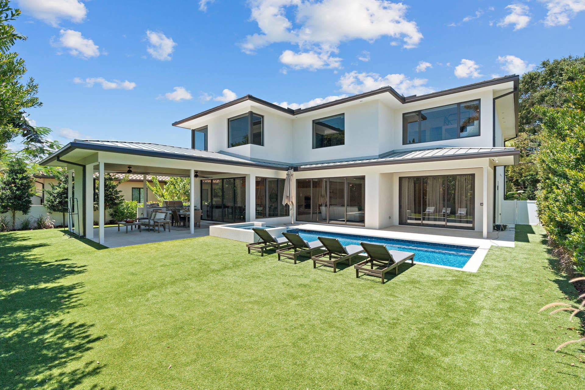 2506 NE 14TH Street, Fort Lauderdale, FL 33304 34-web-or-mls-DSC01514