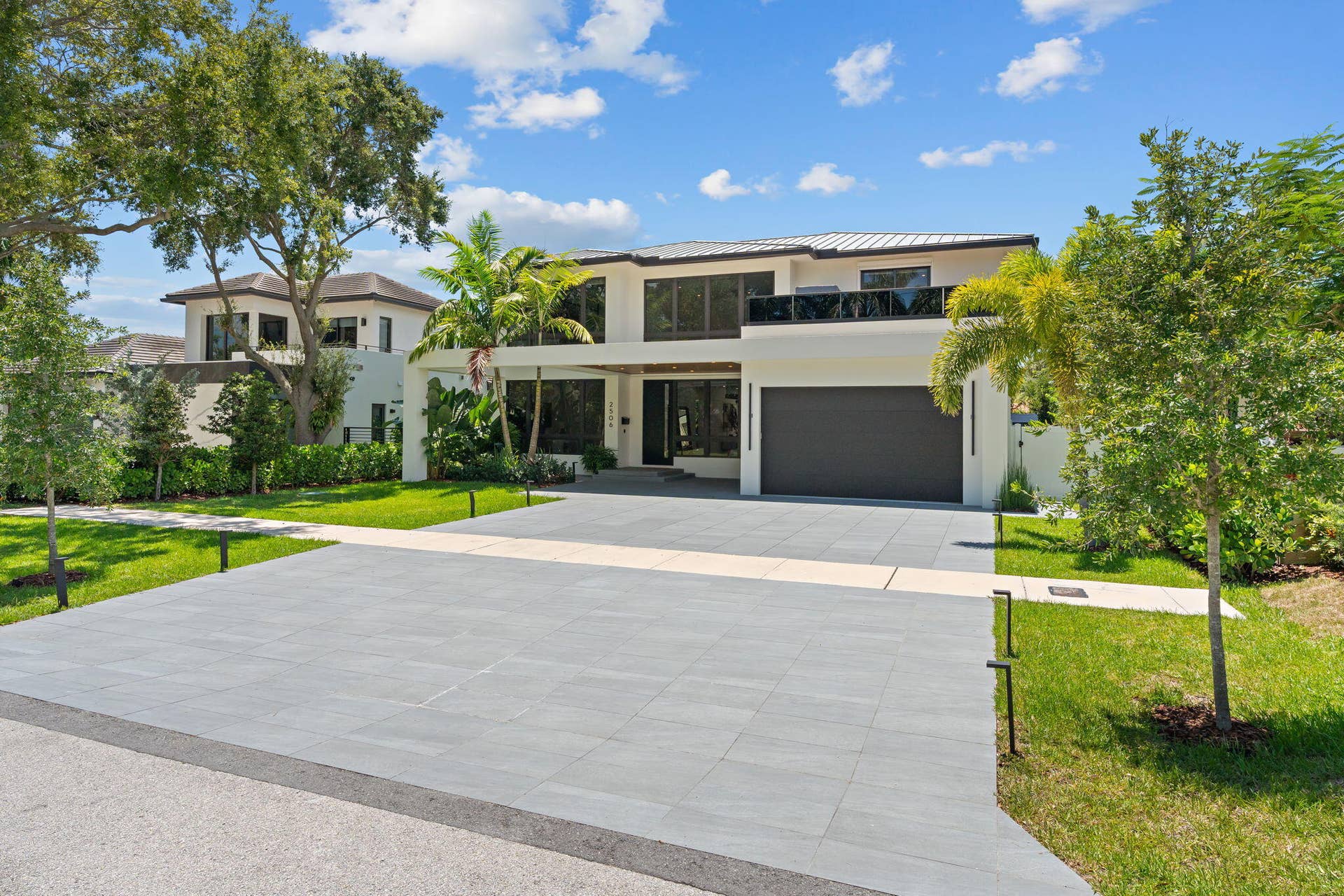 2506 NE 14TH Street, Fort Lauderdale, FL 33304 3-web-or-mls-DSC01316
