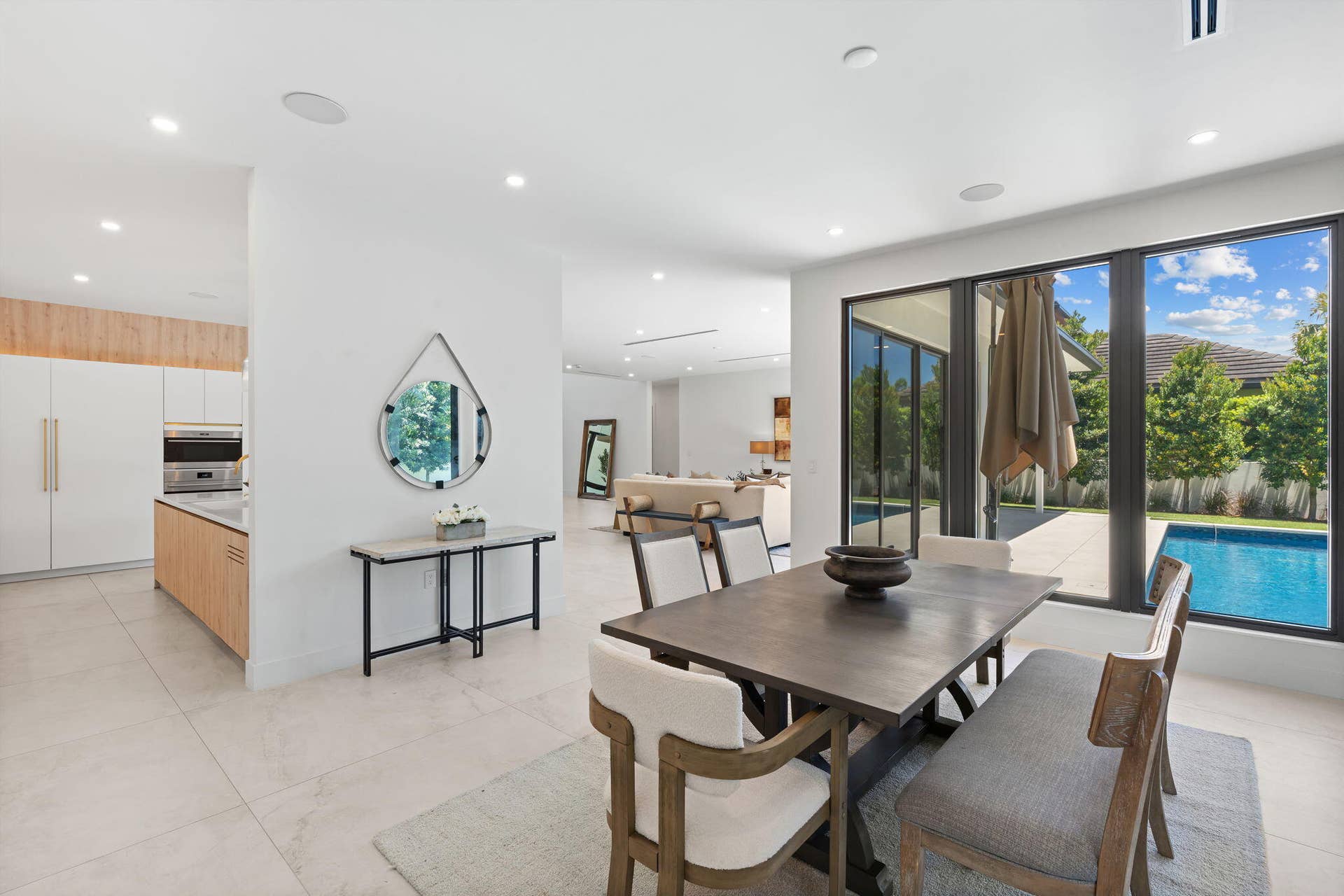 2506 NE 14TH Street, Fort Lauderdale, FL 33304 26-web-or-mls-DSC01471