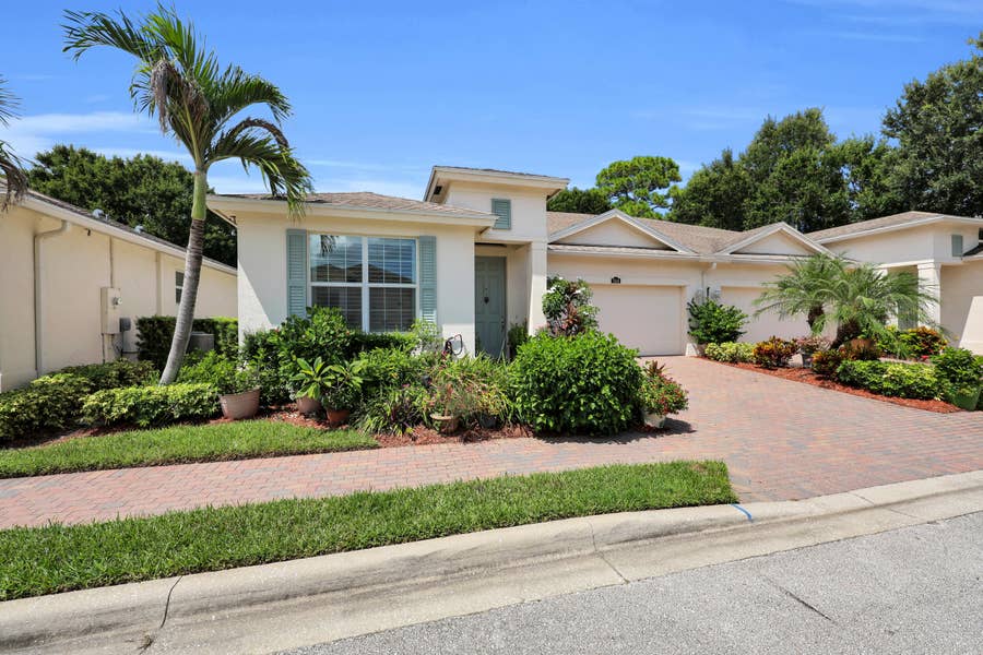 Property photo for 7414 OAKRIDGE Place, Vero Beach, FL