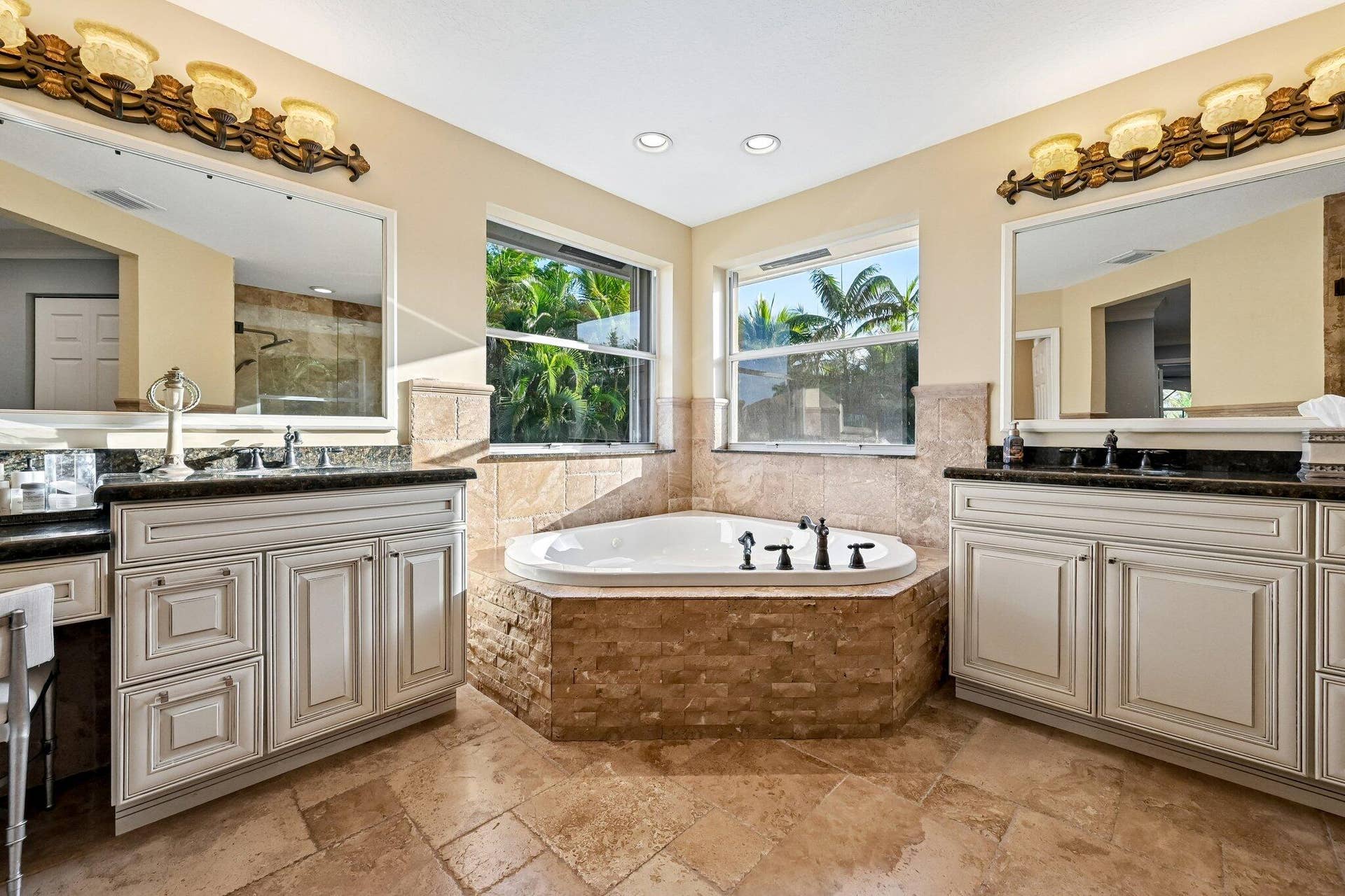 1664 Victoria Pointe Lane, Weston, FL 33327 32-web-or-mls-Victoria Pointe Ln-S0808-0