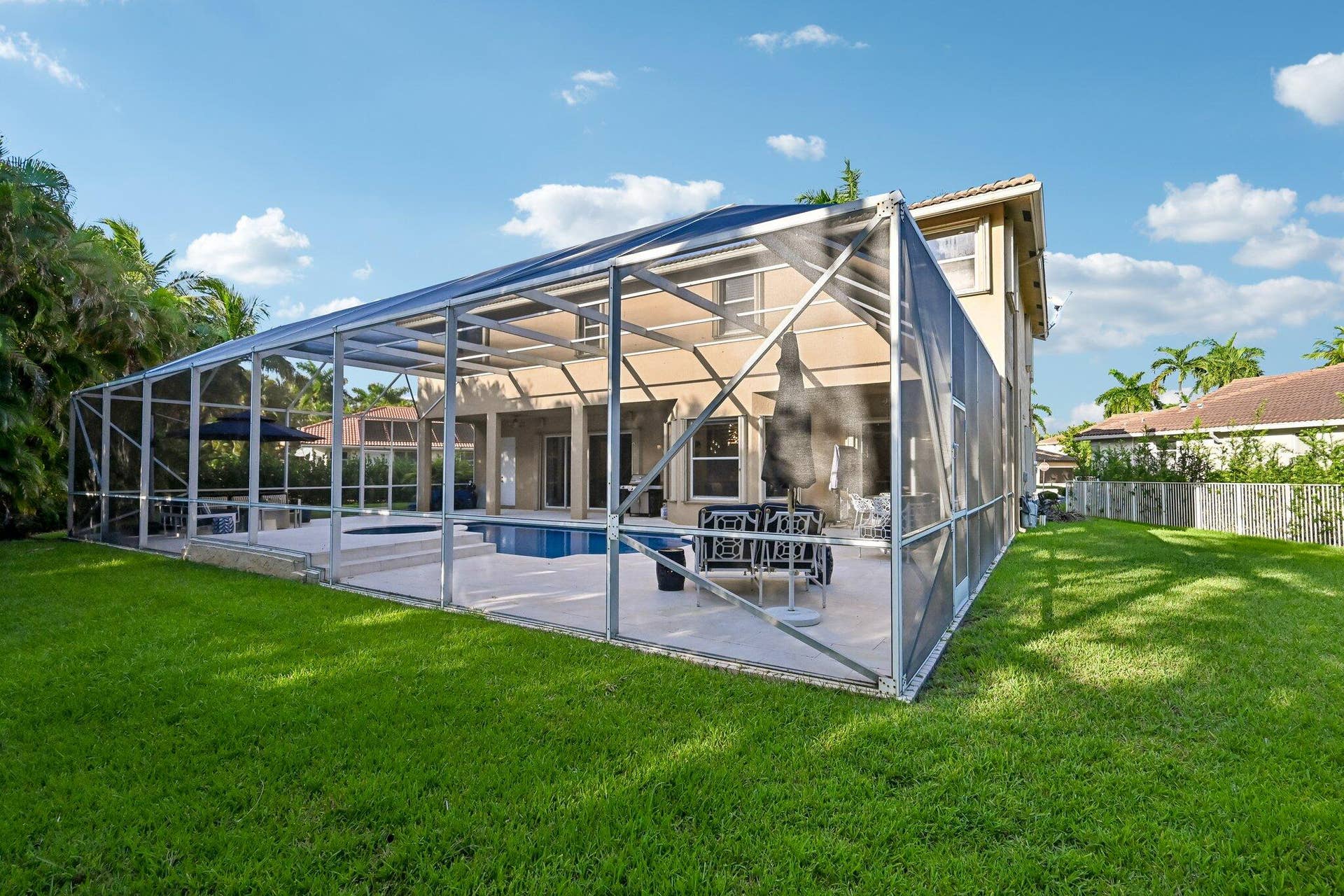 1664 Victoria Pointe Lane, Weston, FL 33327 54-web-or-mls-Victoria Pointe Ln-S0808-0