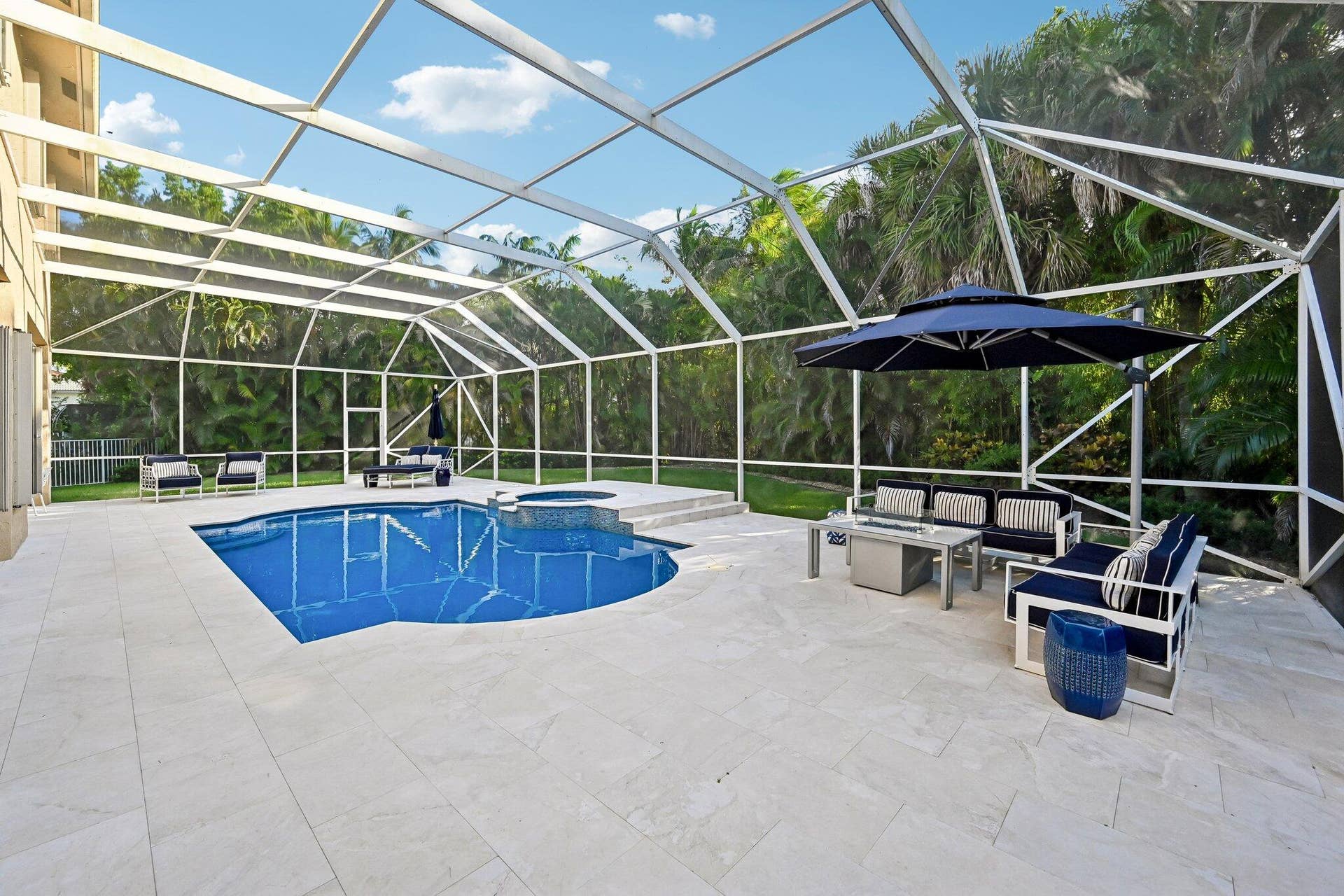 1664 Victoria Pointe Lane, Weston, FL 33327 44-web-or-mls-Victoria Pointe Ln-S0808-0
