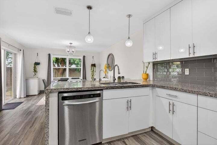 4131 Eastridge Circle, Pompano Beach, FL 33064 20260513151626602879000000-o