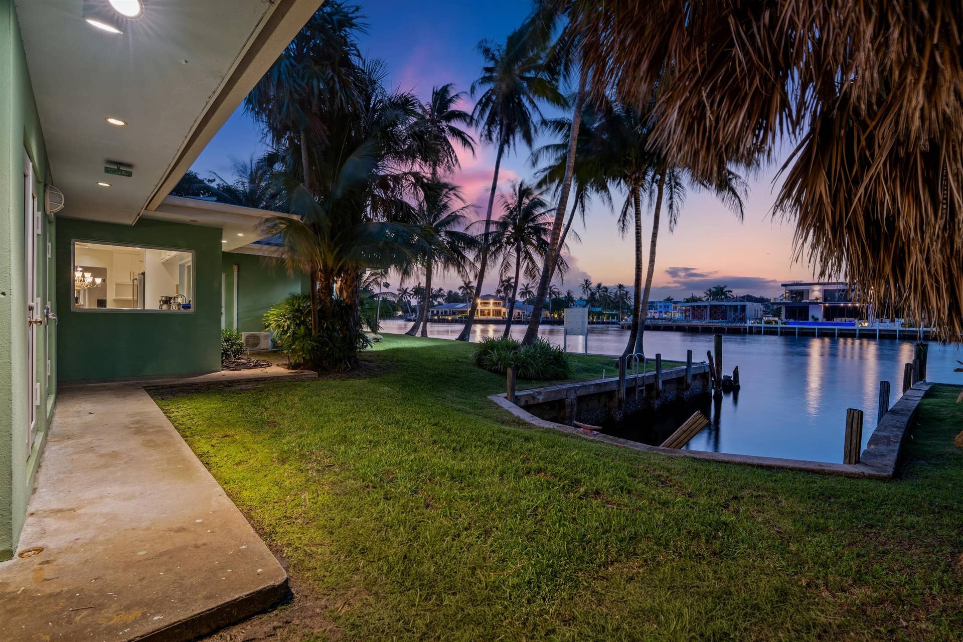 2605 N RIVERSIDE Drive, Pompano Beach, FL 33062 DOCK_ANGLE_SUNSET