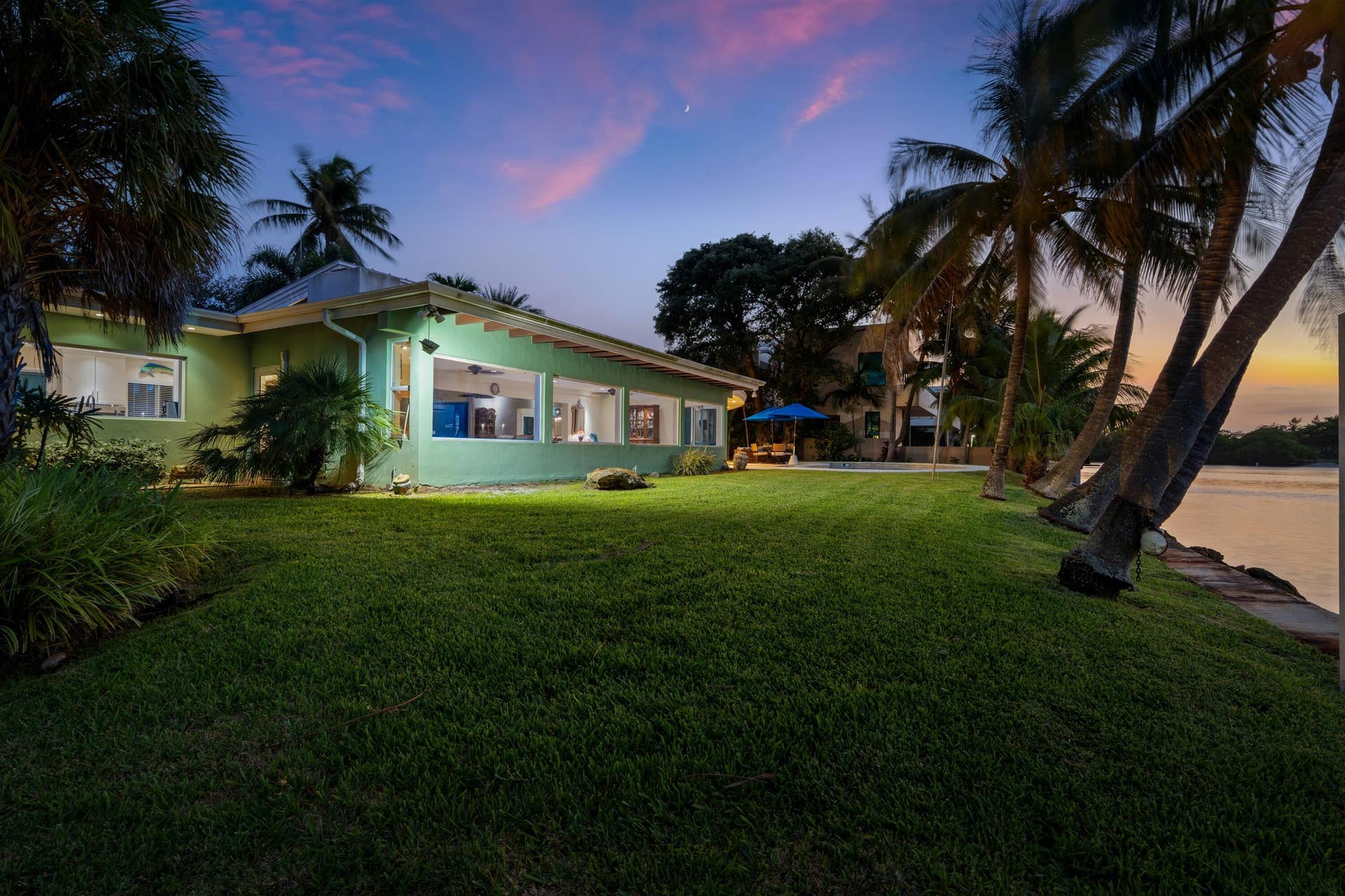 2605 N RIVERSIDE Drive, Pompano Beach, FL 33062 REAR_ANGLE_RIGHT_SUNSET