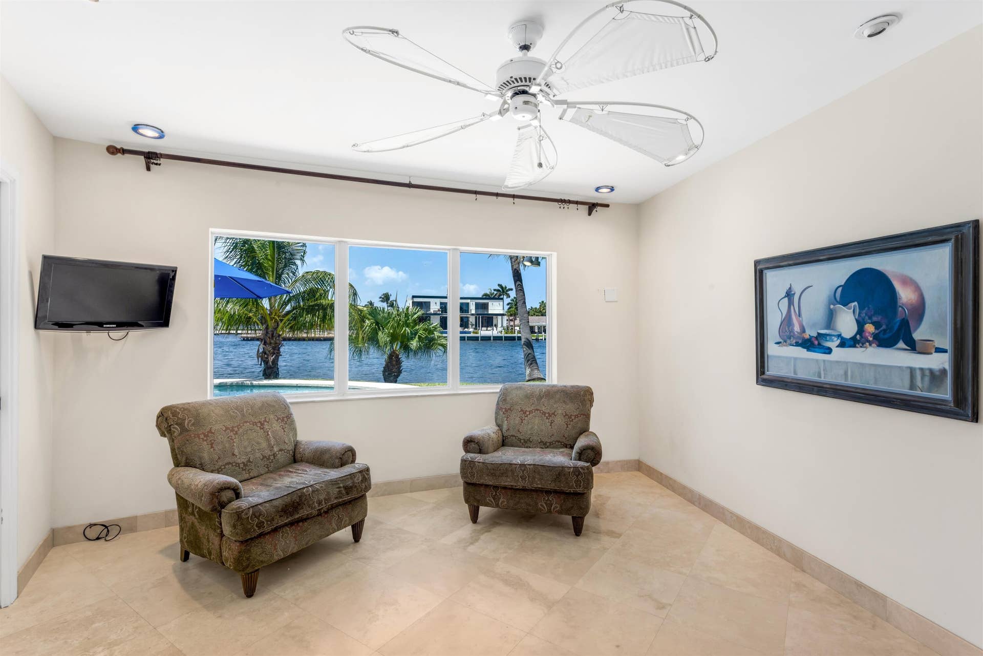 2605 N RIVERSIDE Drive, Pompano Beach, FL 33062 SITTING_ROOM