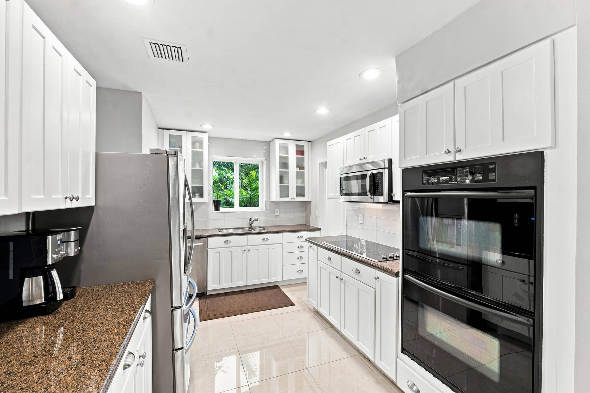 4110 NW 16TH Avenue, Oakland Park, FL 33309 4110 NW 16th Ave _026
