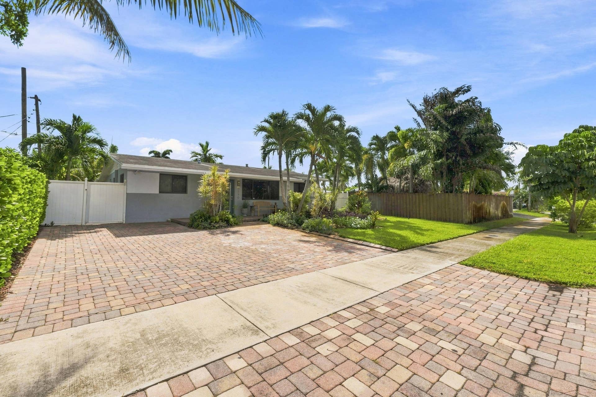 4110 NW 16TH Avenue, Oakland Park, FL 33309 4110 NW 16th Ave _050