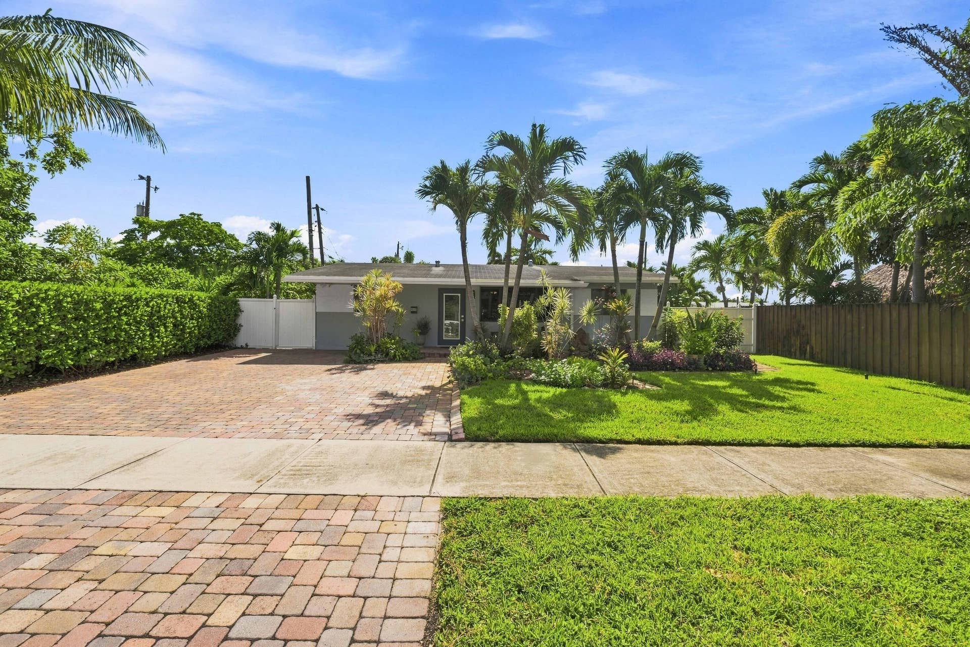 4110 NW 16TH Avenue, Oakland Park, FL 33309 4110 NW 16th Ave _051