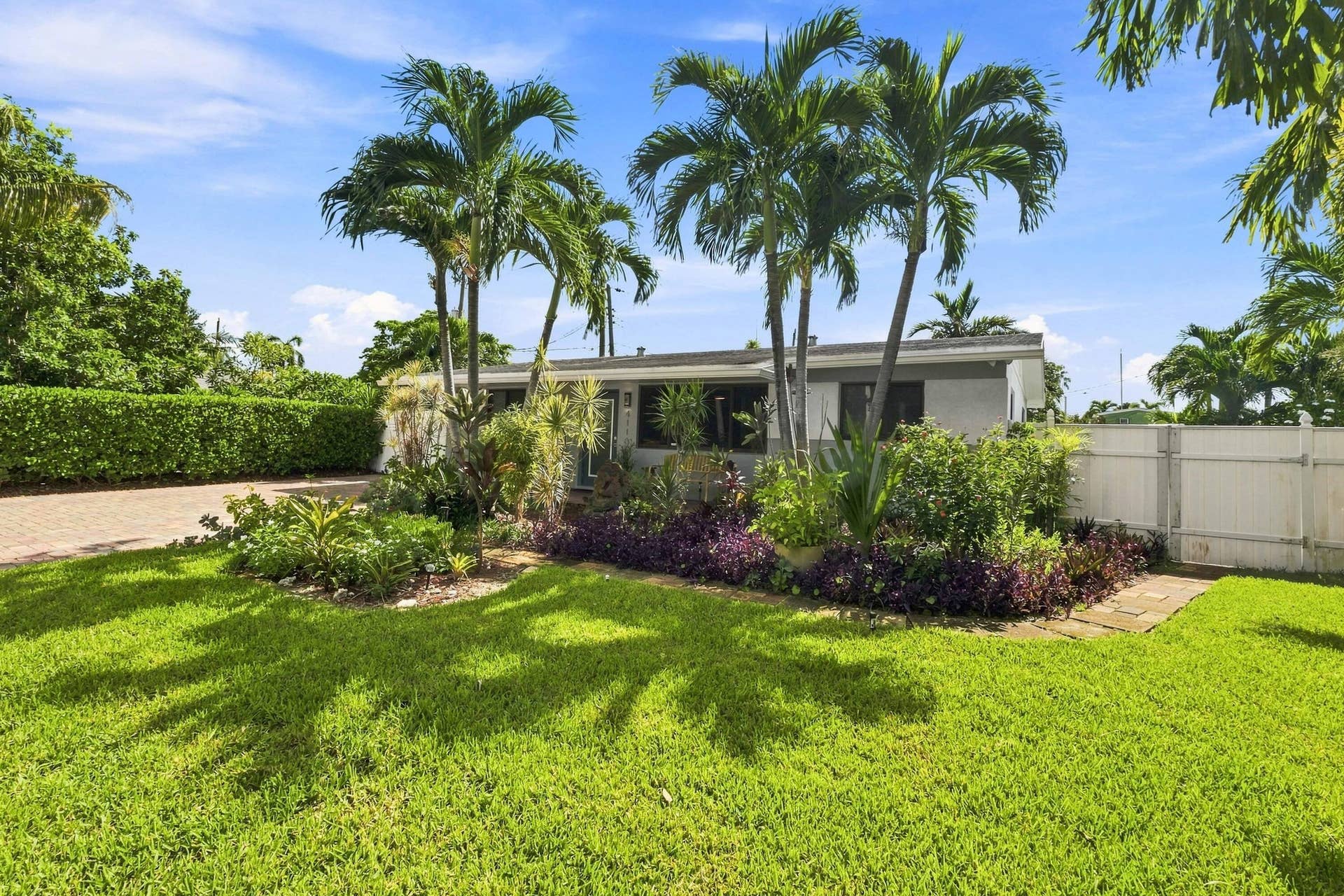 4110 NW 16TH Avenue, Oakland Park, FL 33309 4110 NW 16th Ave _053