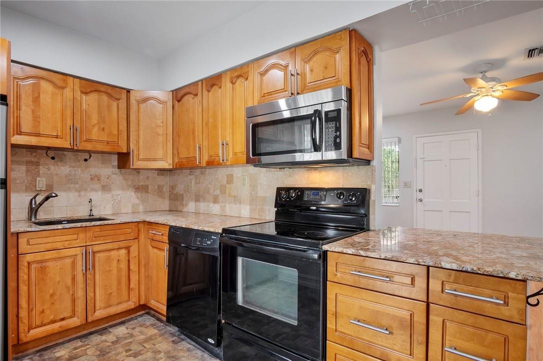 2130 NE 42ND Court, #8, Lighthouse Point, Lighthouse Point, FL 33064 Photo 3