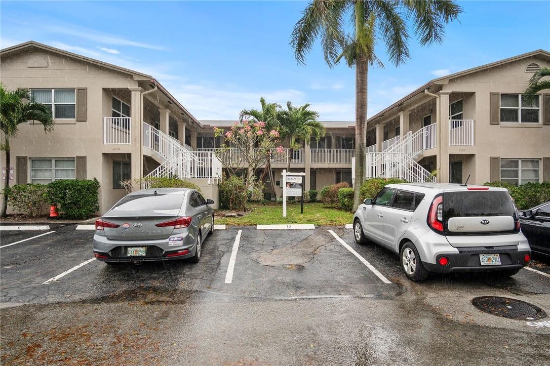 2130 NE 42ND Court, #8, Lighthouse Point, Lighthouse Point, FL 33064 Photo 1