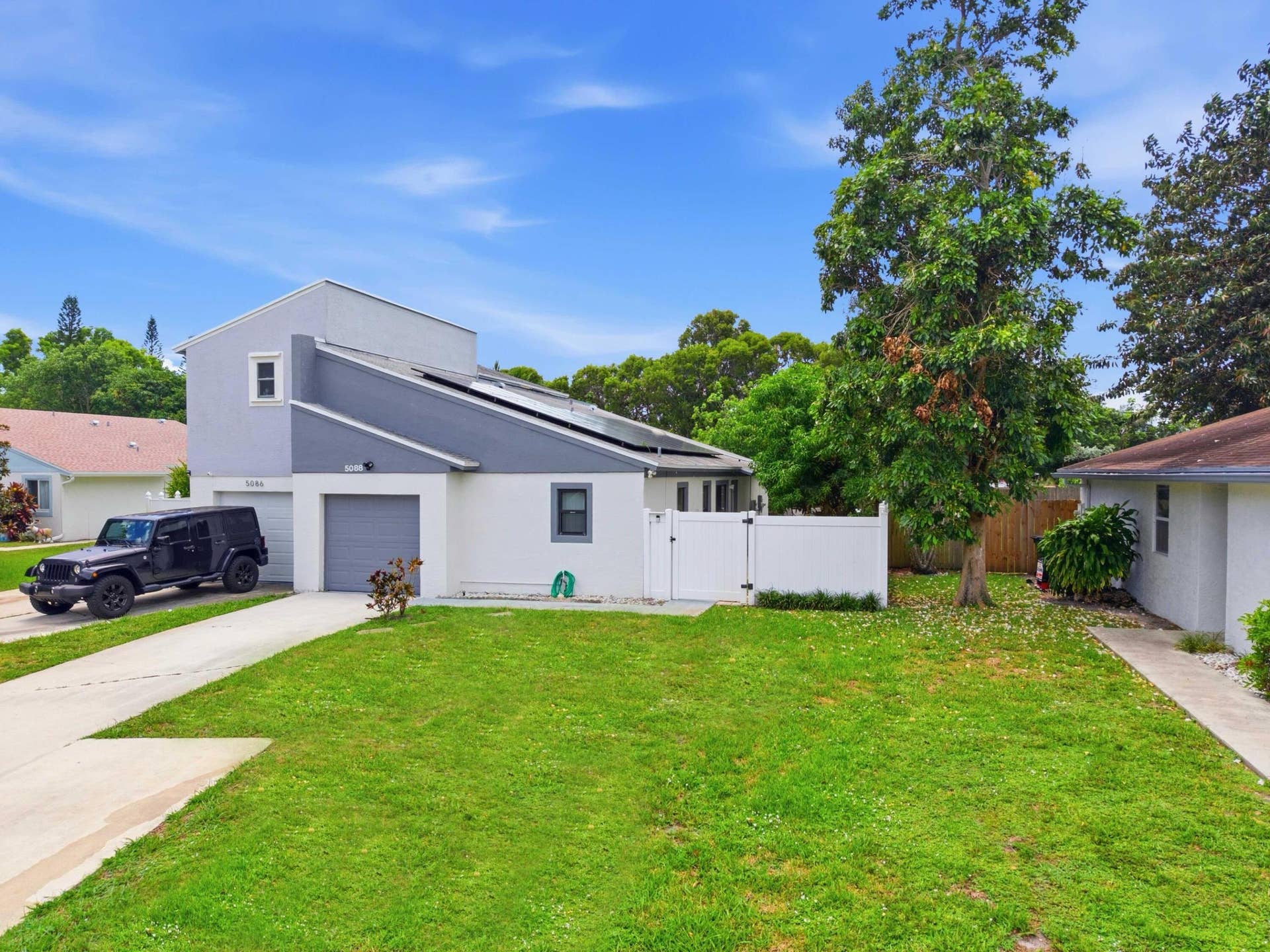 5088 NW 5TH Street, Delray Beach, FL 33445 Front