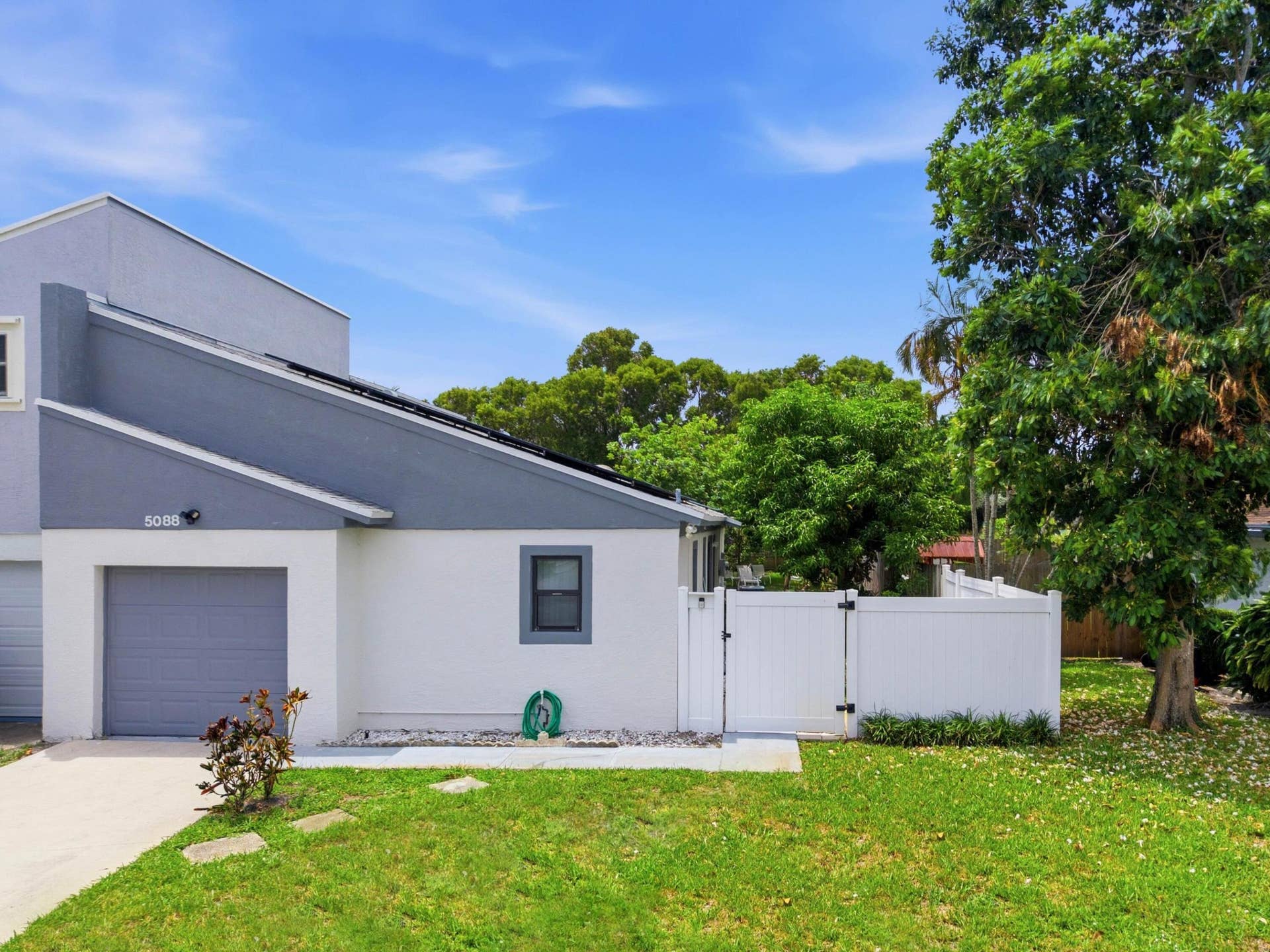 5088 NW 5TH Street, Delray Beach, FL 33445 Front