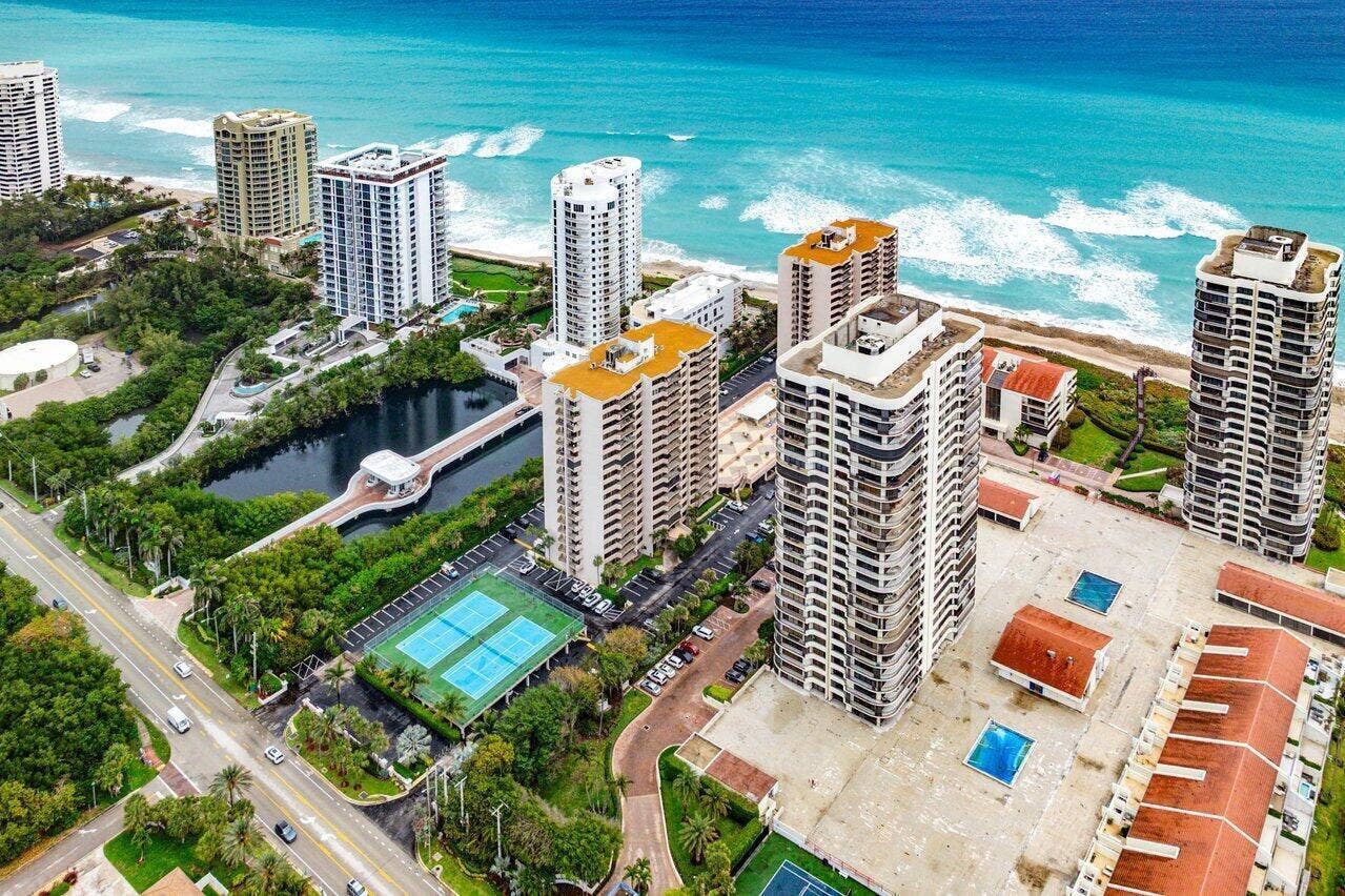055-4200NorthOceanDrive-1705-RivieraBeac