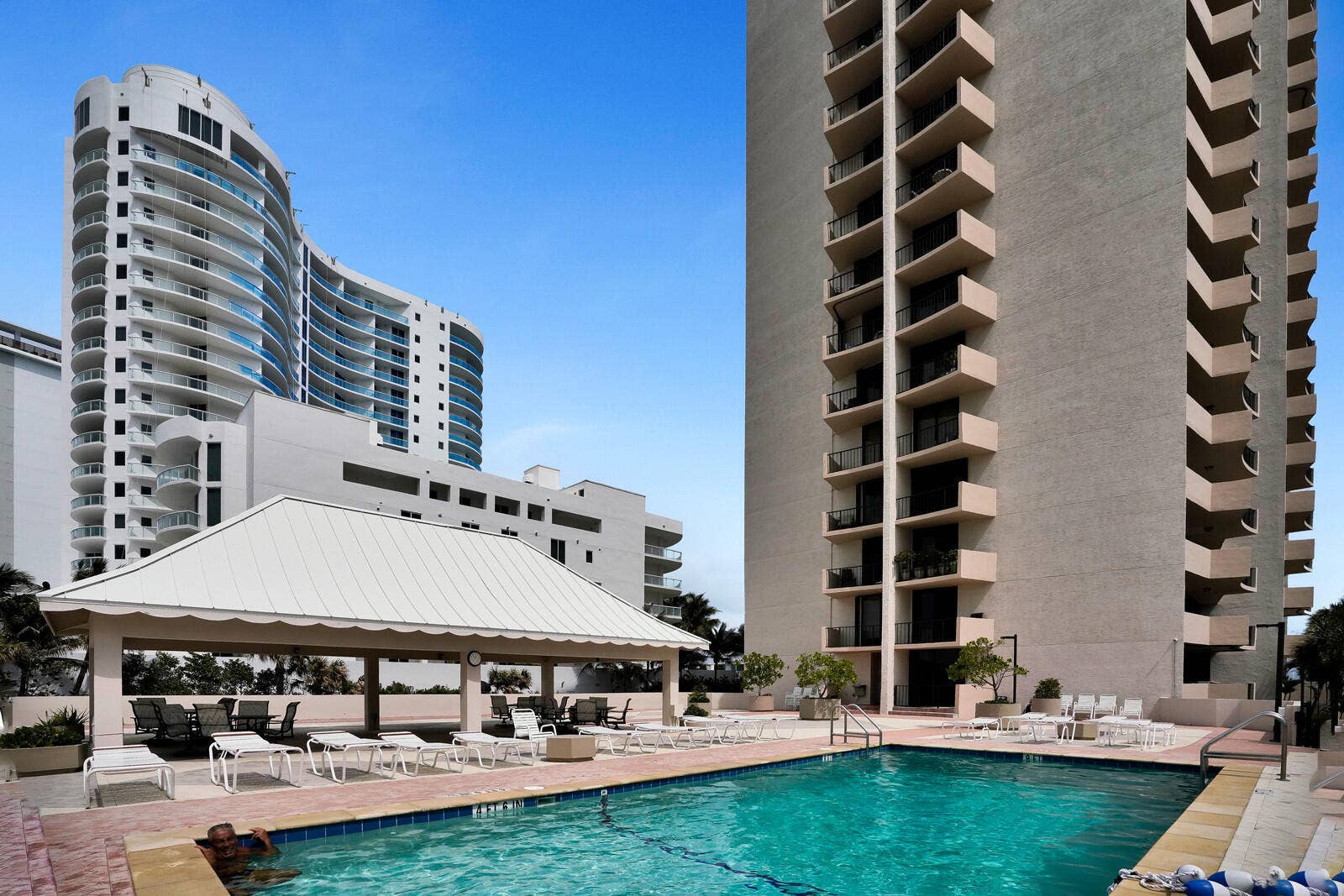 COTE POOL AREA