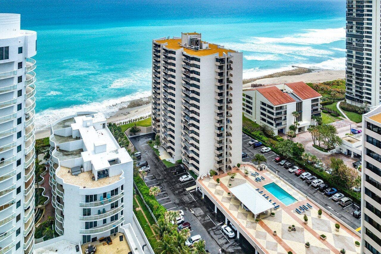 052-4200NorthOceanDrive-1705-RivieraBeac