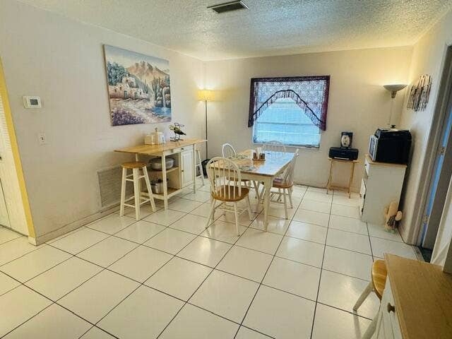 4890 NW 14th Terrace, Deerfield Beach, FL 33064 IMG_0996