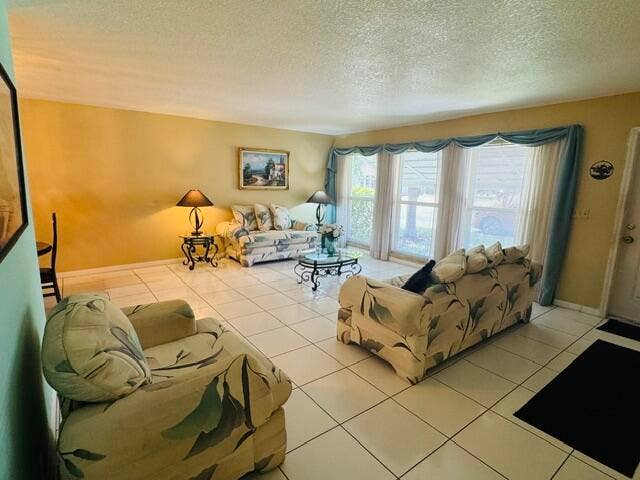 4890 NW 14th Terrace, Deerfield Beach, FL 33064 IMG_0997 (1)