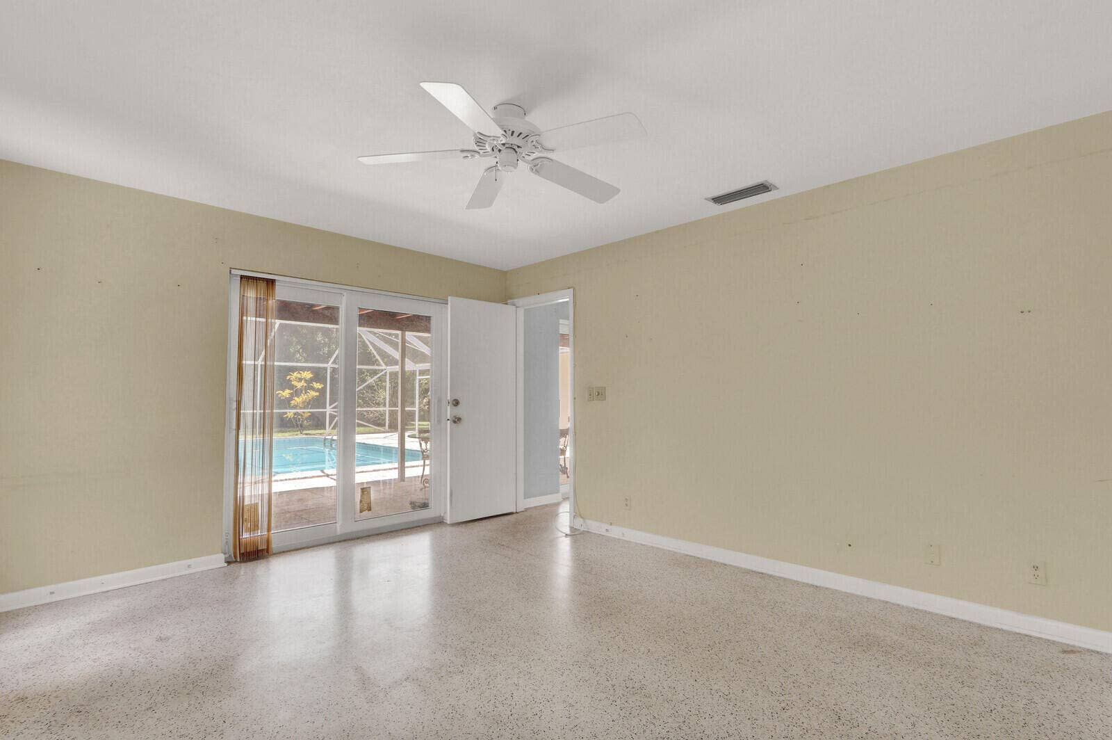 6466 Via Townsend, West Palm Beach, FL 33415 Primary Bedroom