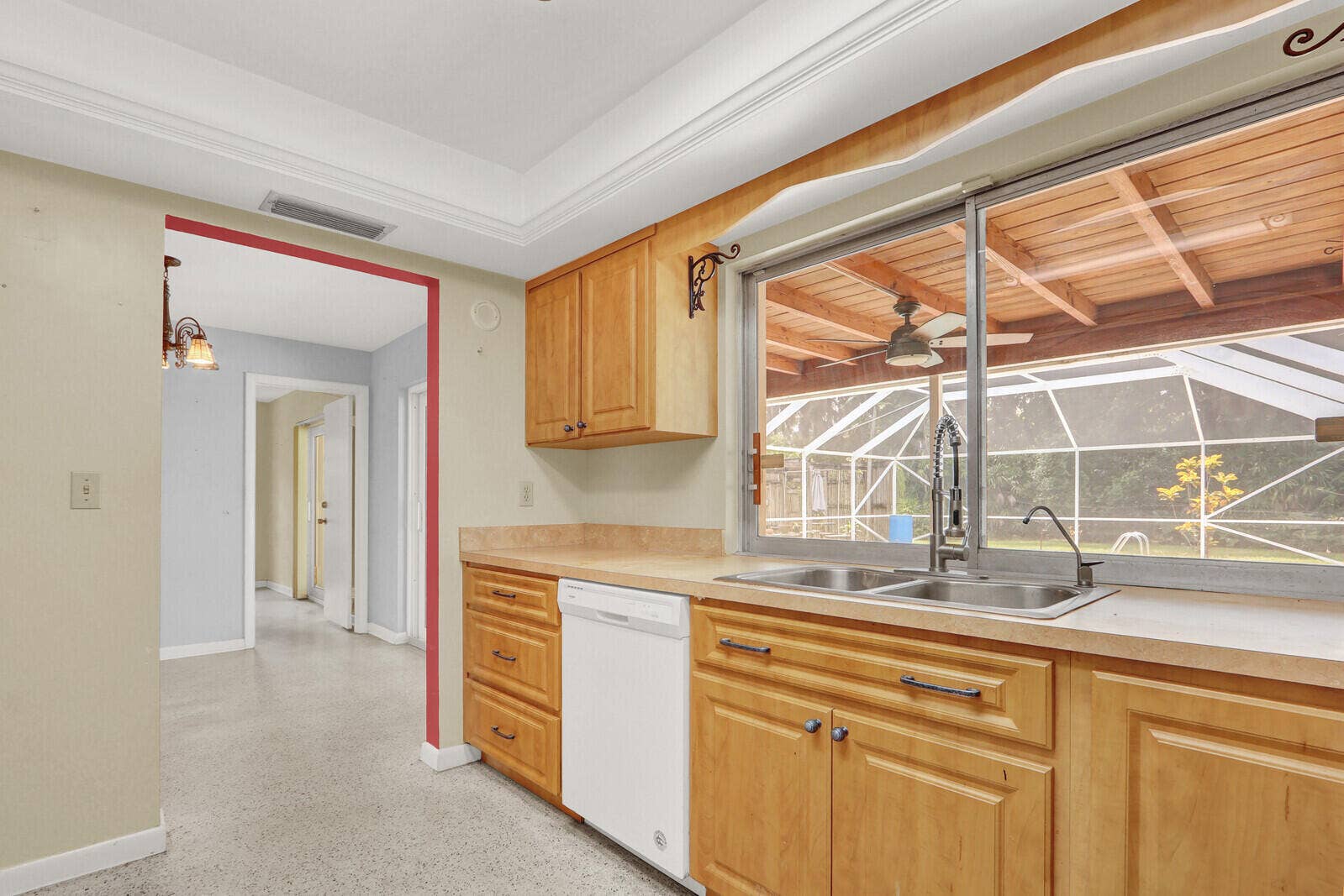 6466 Via Townsend, West Palm Beach, FL 33415 Kitchen