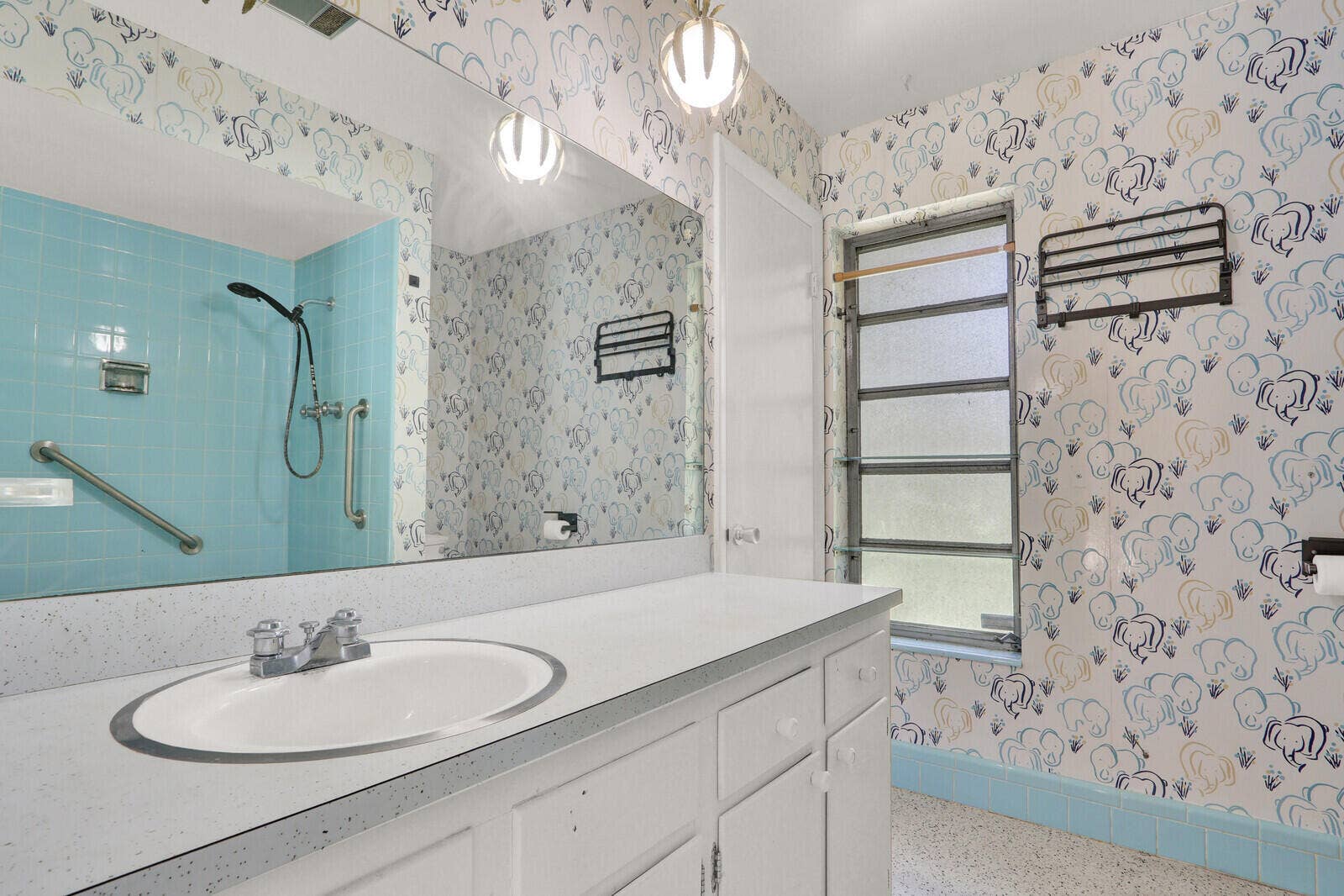 6466 Via Townsend, West Palm Beach, FL 33415 Primary Bathroom
