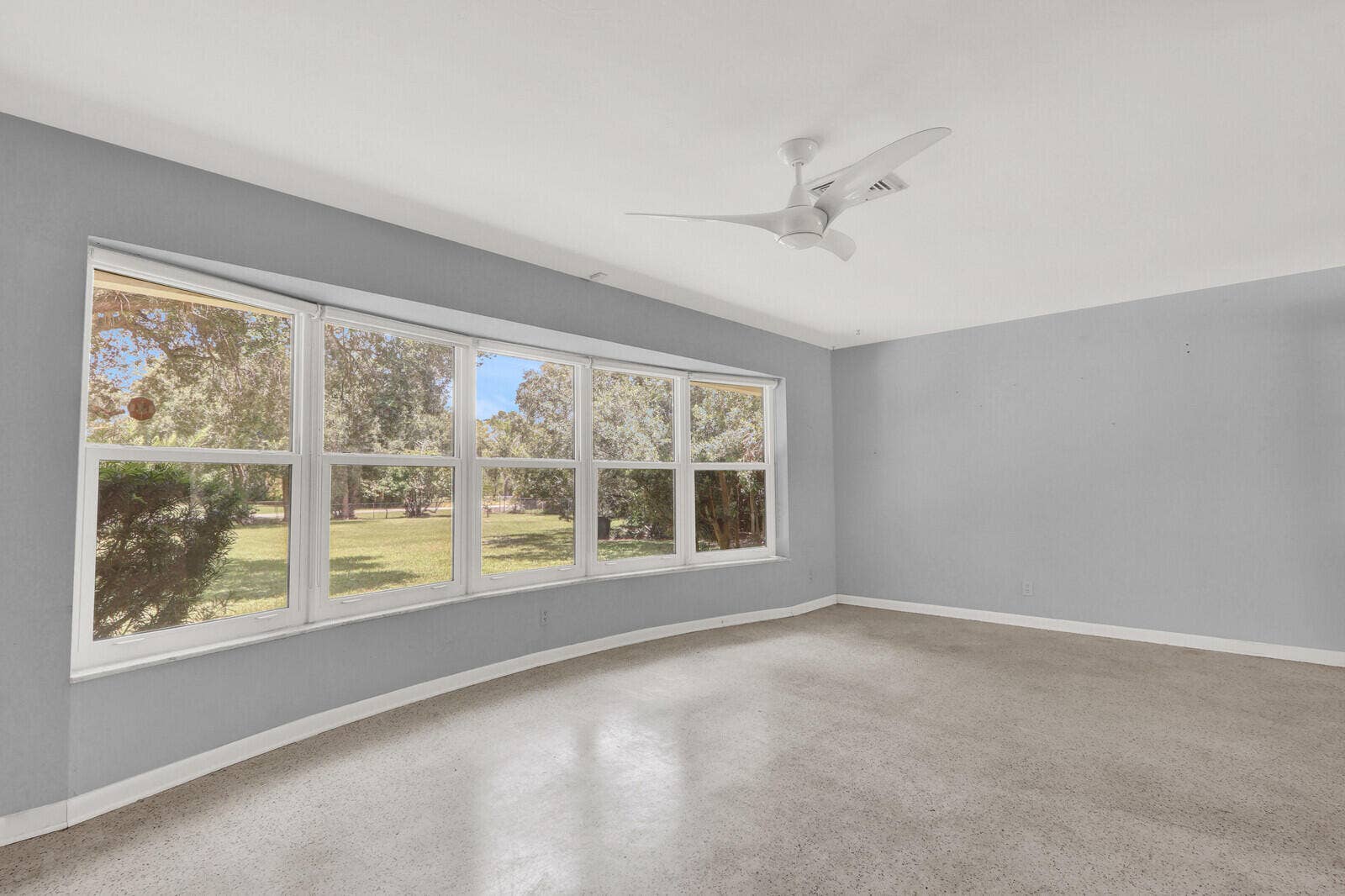 6466 Via Townsend, West Palm Beach, FL 33415 Living Room