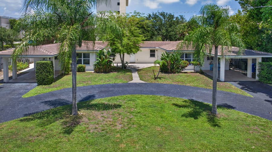 Property photo for 2607 NE 30TH Street, Fort Lauderdale, FL