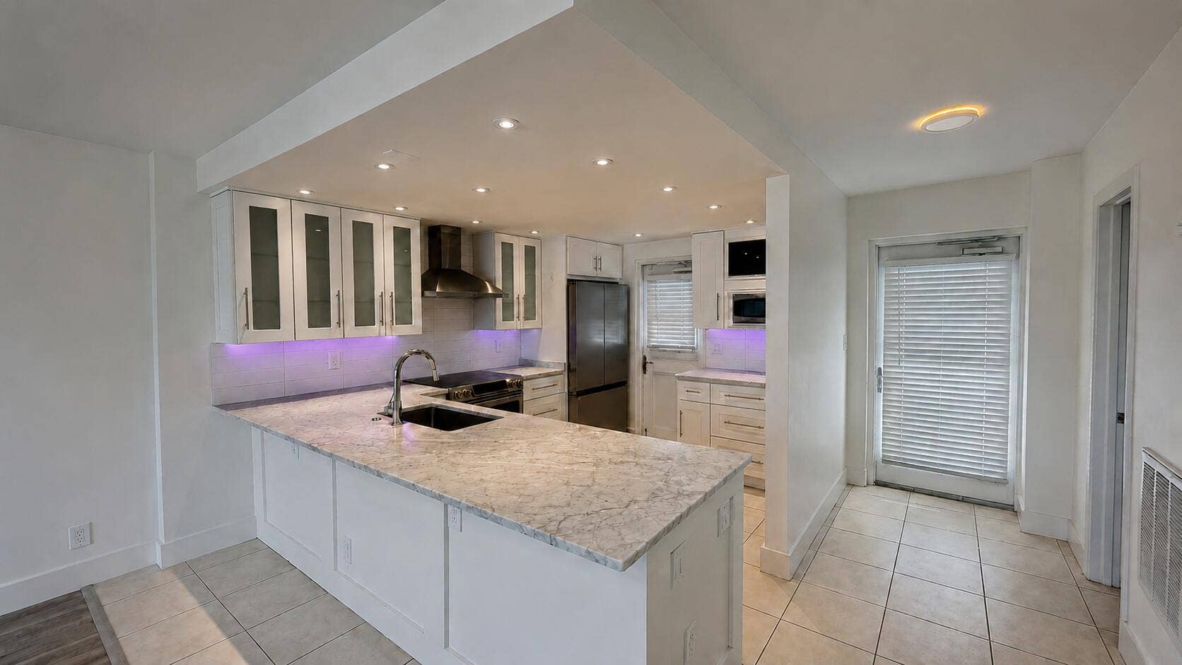 2200 NE 33RD Avenue, #17C, Fort Lauderdale, FL 33305 3ACD4488-D326-4533-8FE5-A4C335B16A0F