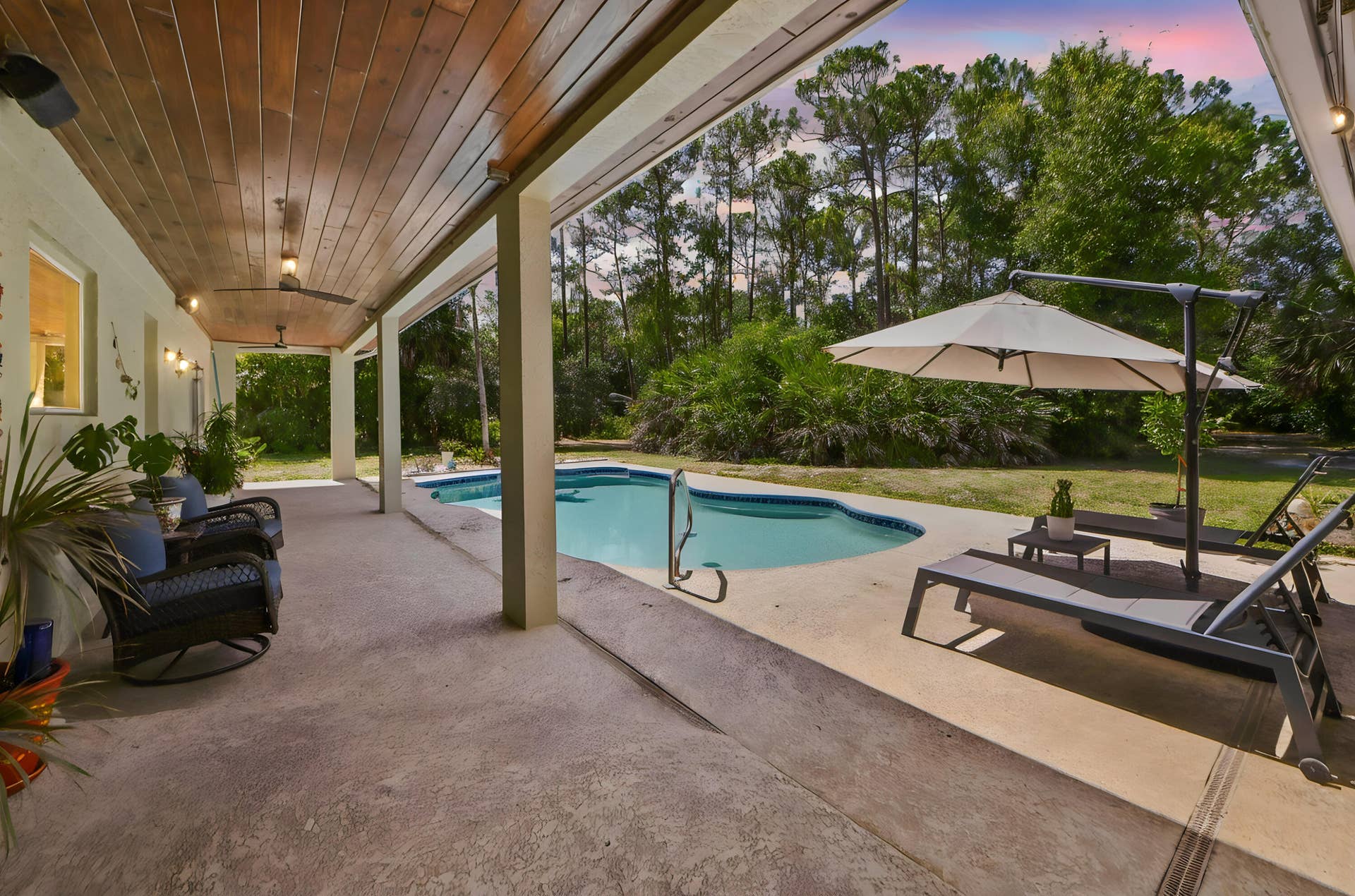 12369 157th Street N, Jupiter, FL 33478 25-Pool-01_TW