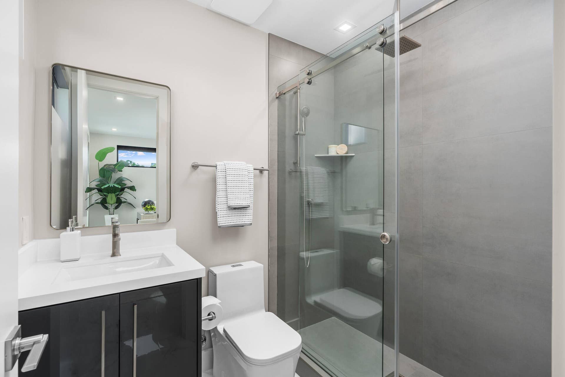 829 SW 11TH Street, Fort Lauderdale, FL 33315 DSC04401