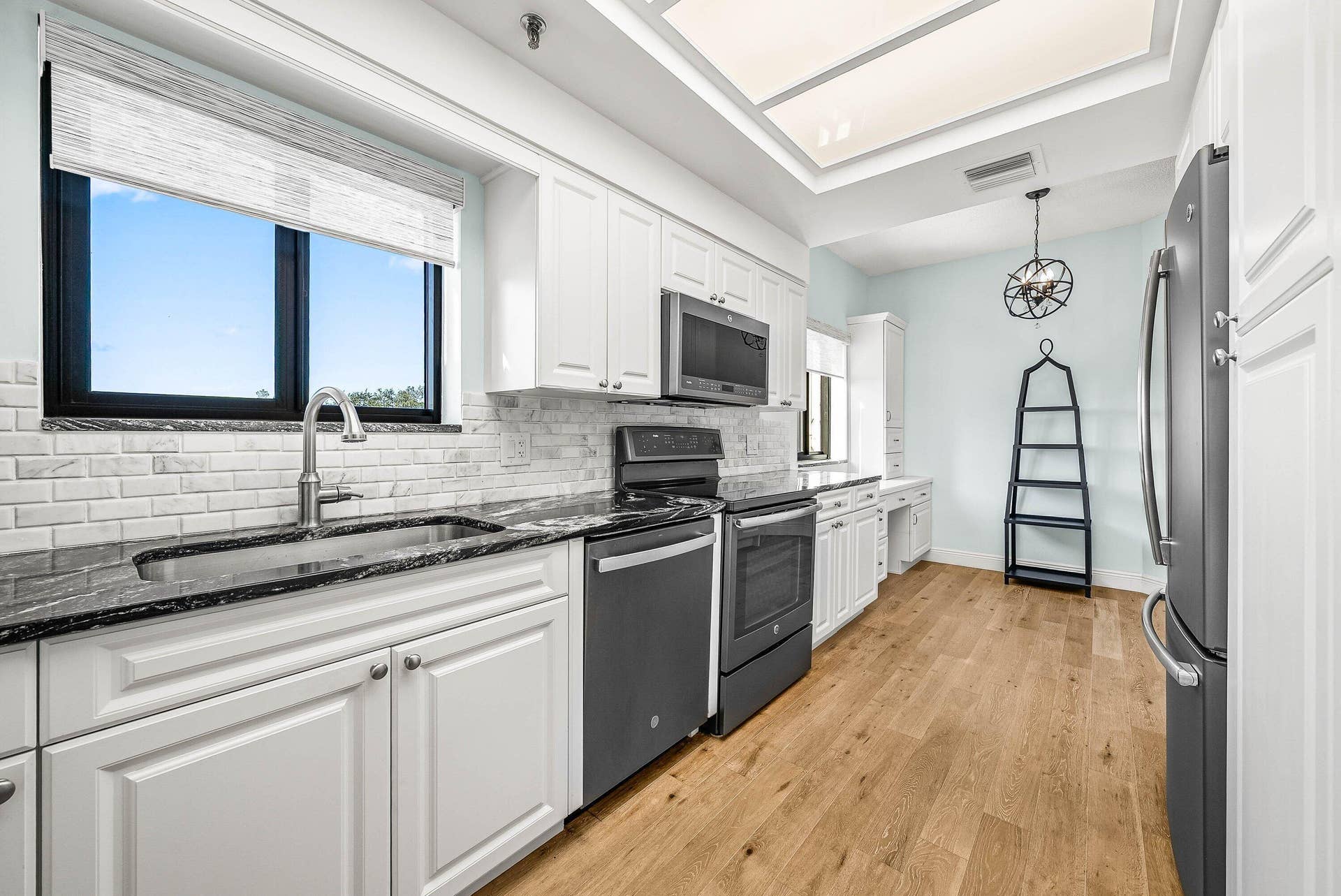 11370 Twelve Oaks Way, #418, North Palm Beach, FL 33408 007-1137012OaksWay-418-NorthPalmBeach-FL