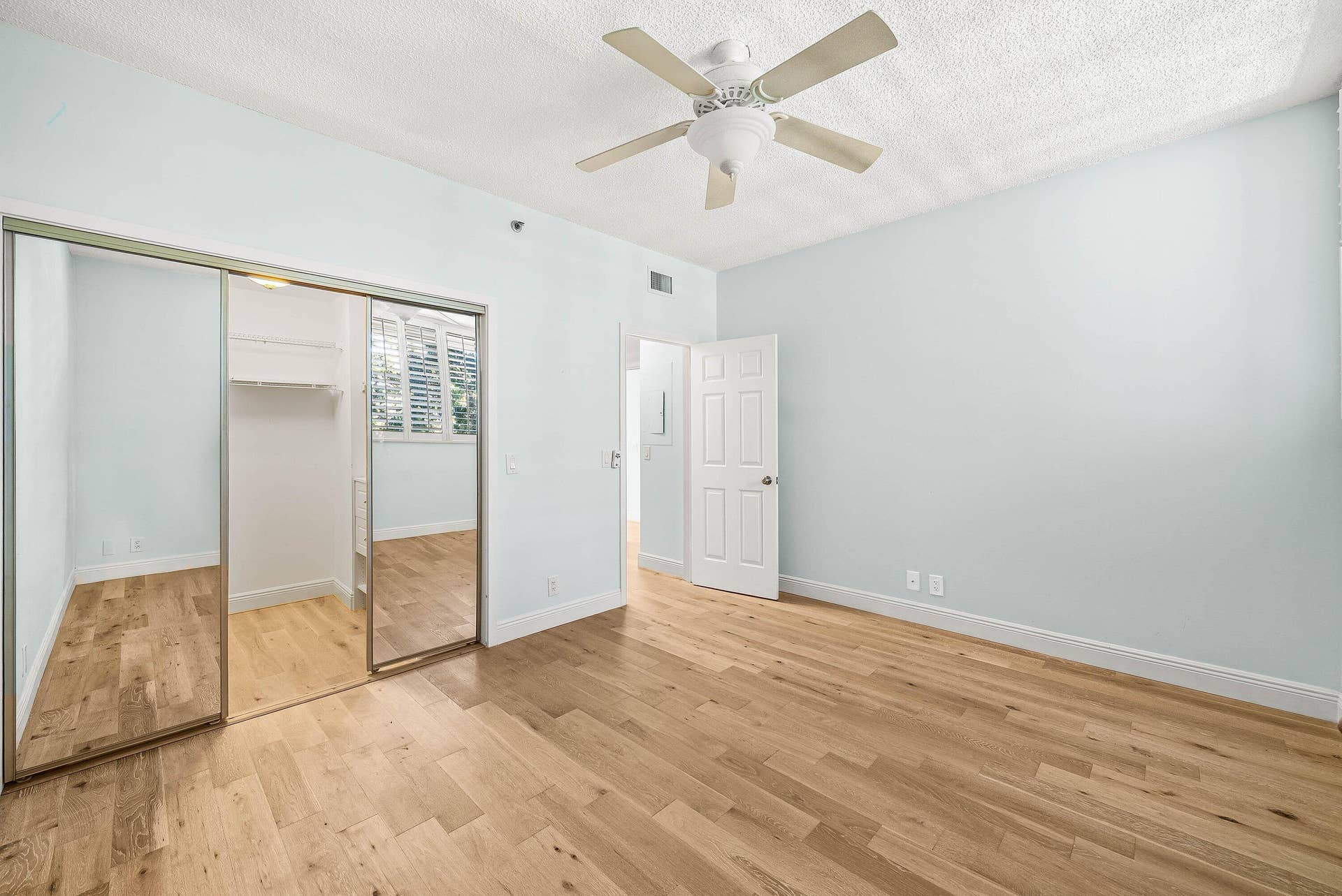 11370 Twelve Oaks Way, #418, North Palm Beach, FL 33408 023-1137012OaksWay-418-NorthPalmBeach-FL