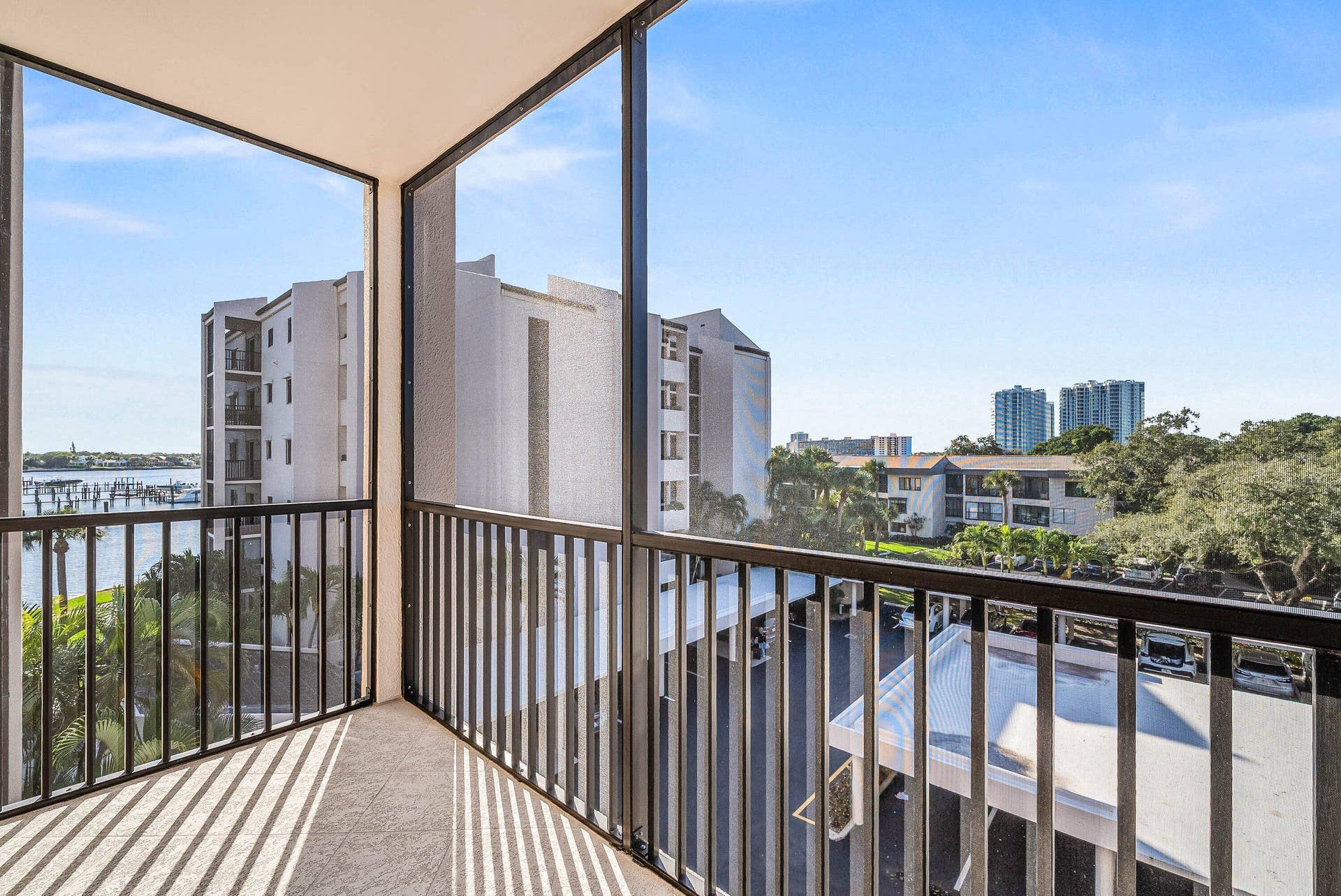 11370 Twelve Oaks Way, #418, North Palm Beach, FL 33408 035-1137012OaksWay-418-NorthPalmBeach-FL