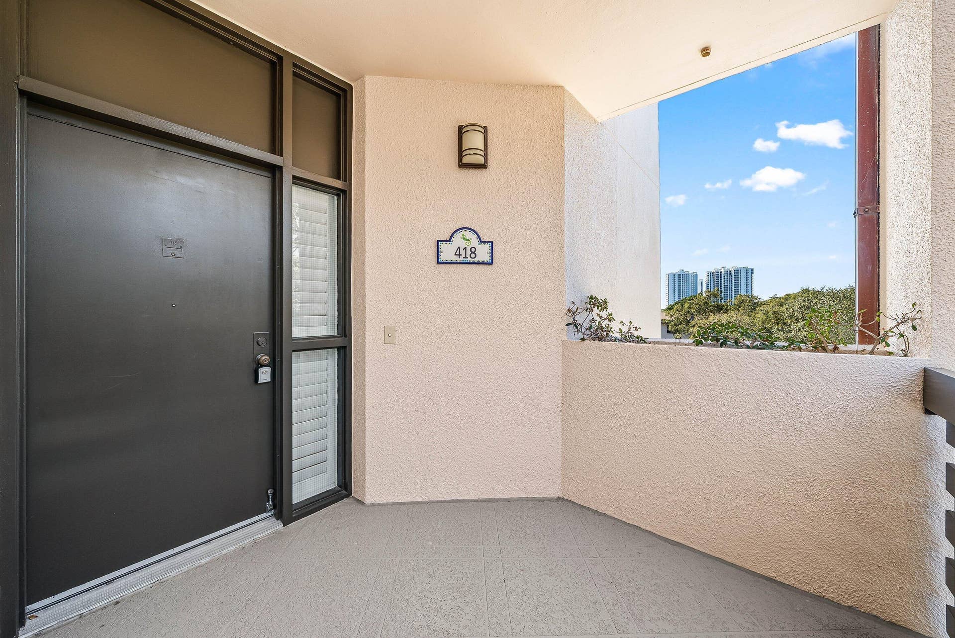 11370 Twelve Oaks Way, #418, North Palm Beach, FL 33408 004-1137012OaksWay-418-NorthPalmBeach-FL