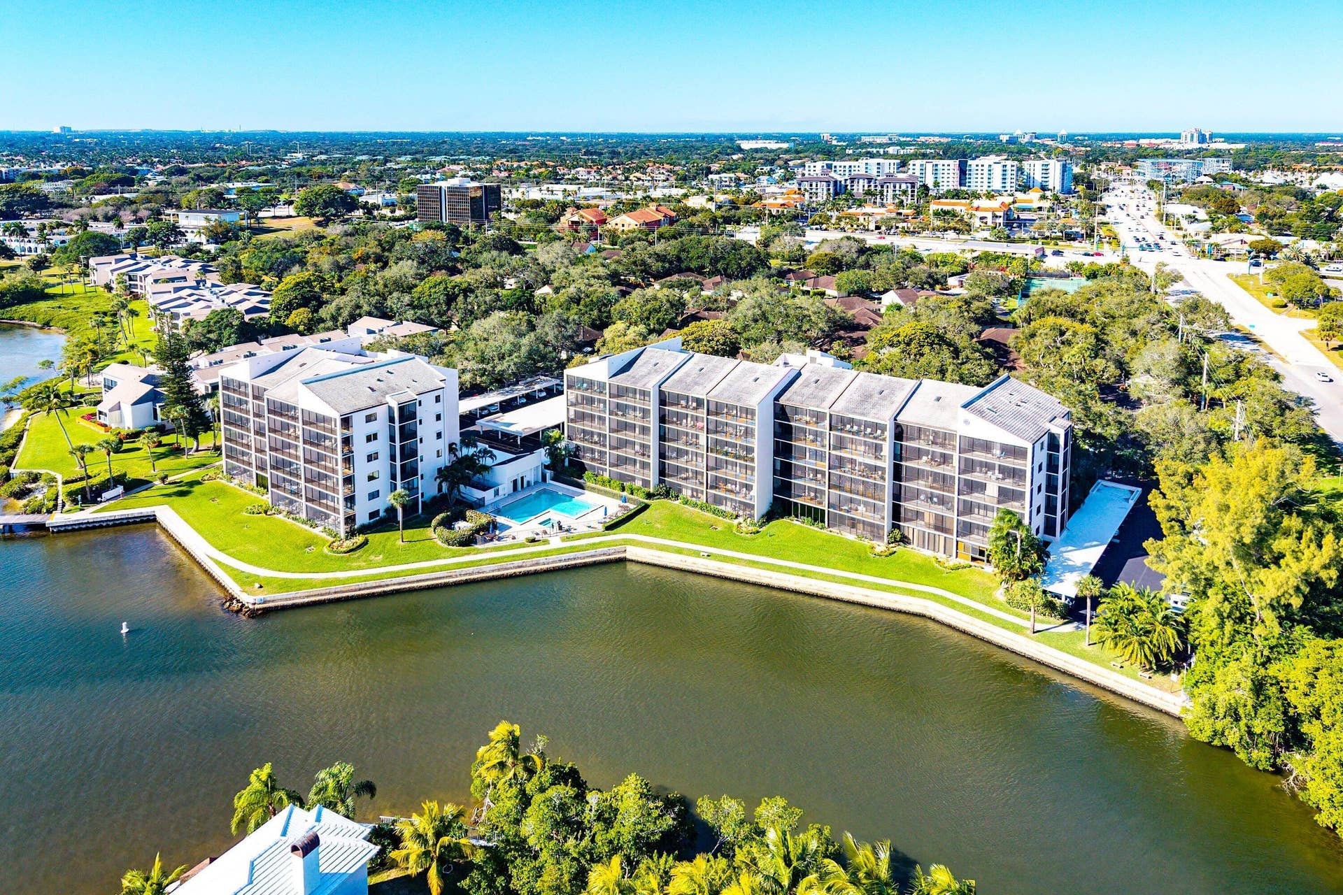 11370 Twelve Oaks Way, #418, North Palm Beach, FL 33408 038-1137012OaksWay-418-NorthPalmBeach-FL