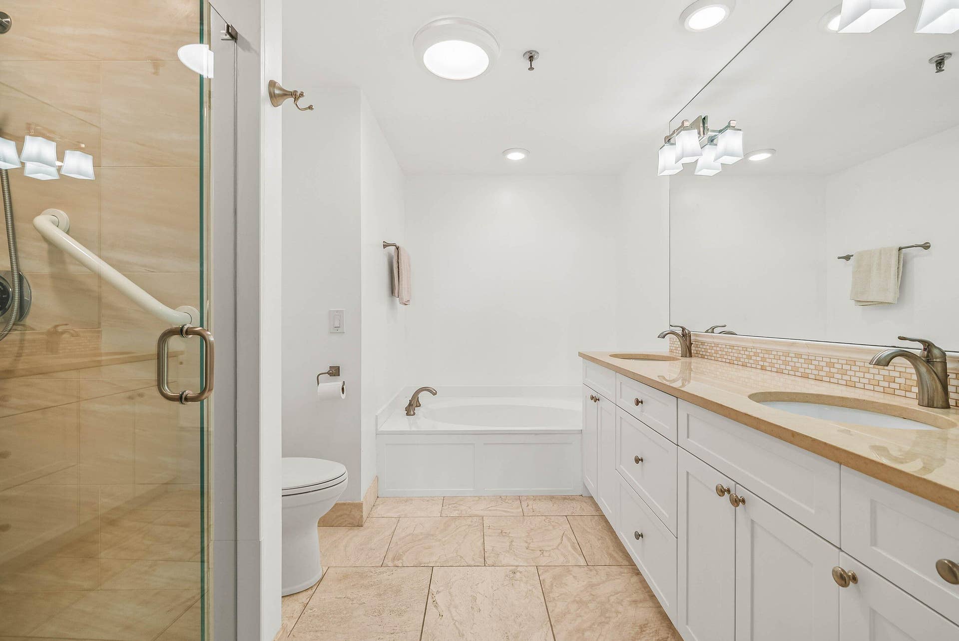 11370 Twelve Oaks Way, #418, North Palm Beach, FL 33408 020-1137012OaksWay-418-NorthPalmBeach-FL