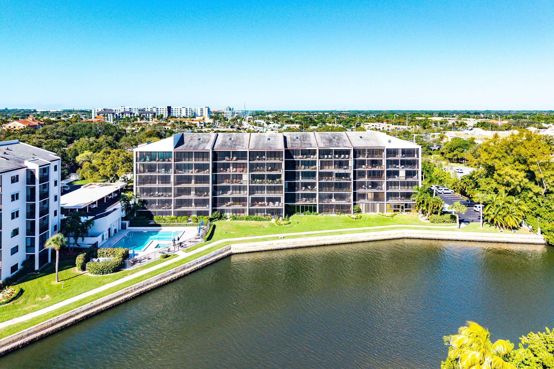 11370 Twelve Oaks Way, #418, North Palm Beach, FL 33408 039-1137012OaksWay-418-NorthPalmBeach-FL