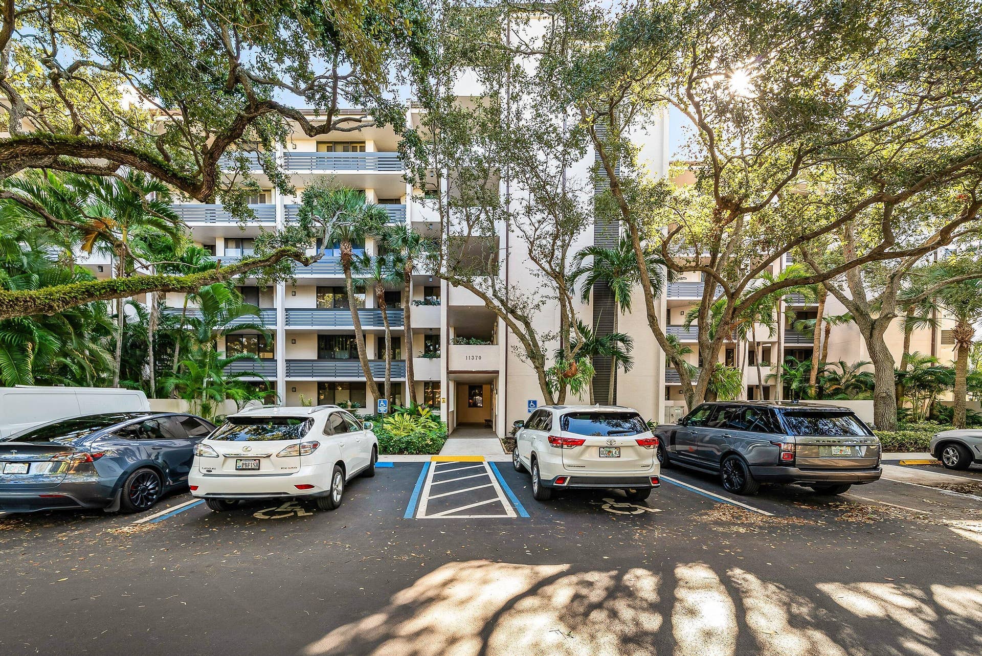 11370 Twelve Oaks Way, #418, North Palm Beach, FL 33408 001-1137012OaksWay-418-NorthPalmBeach-FL