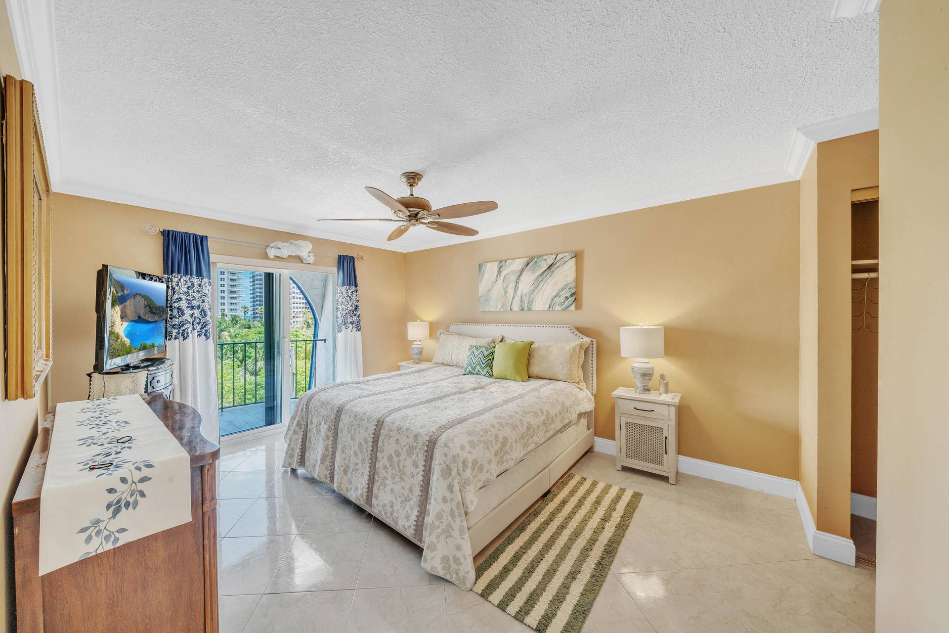 3909 N Ocean Boulevard, #401, Fort Lauderdale, FL 33308 6 Primary Bedroom (1)