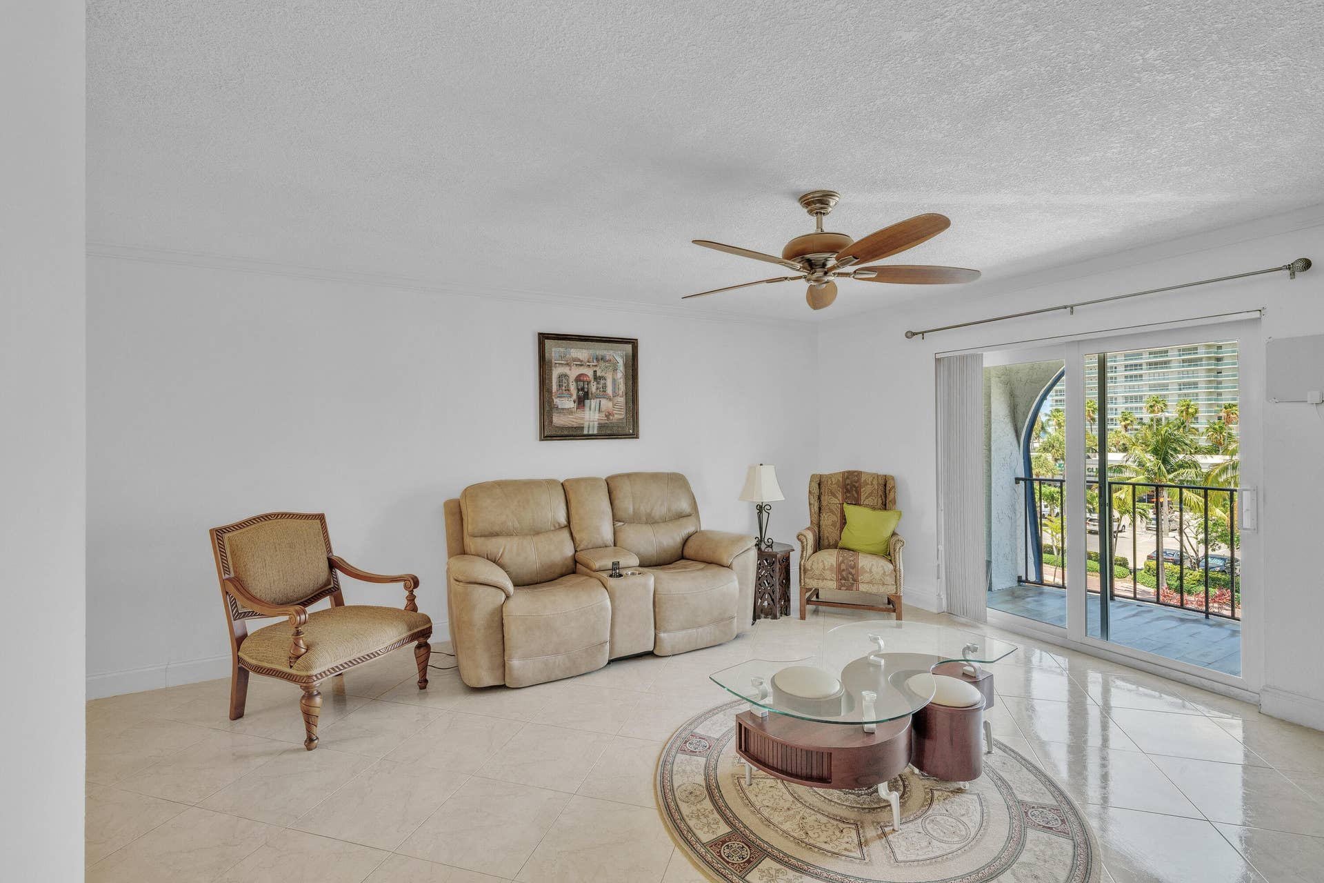 3909 N Ocean Boulevard, #401, Fort Lauderdale, FL 33308 11 Living Area