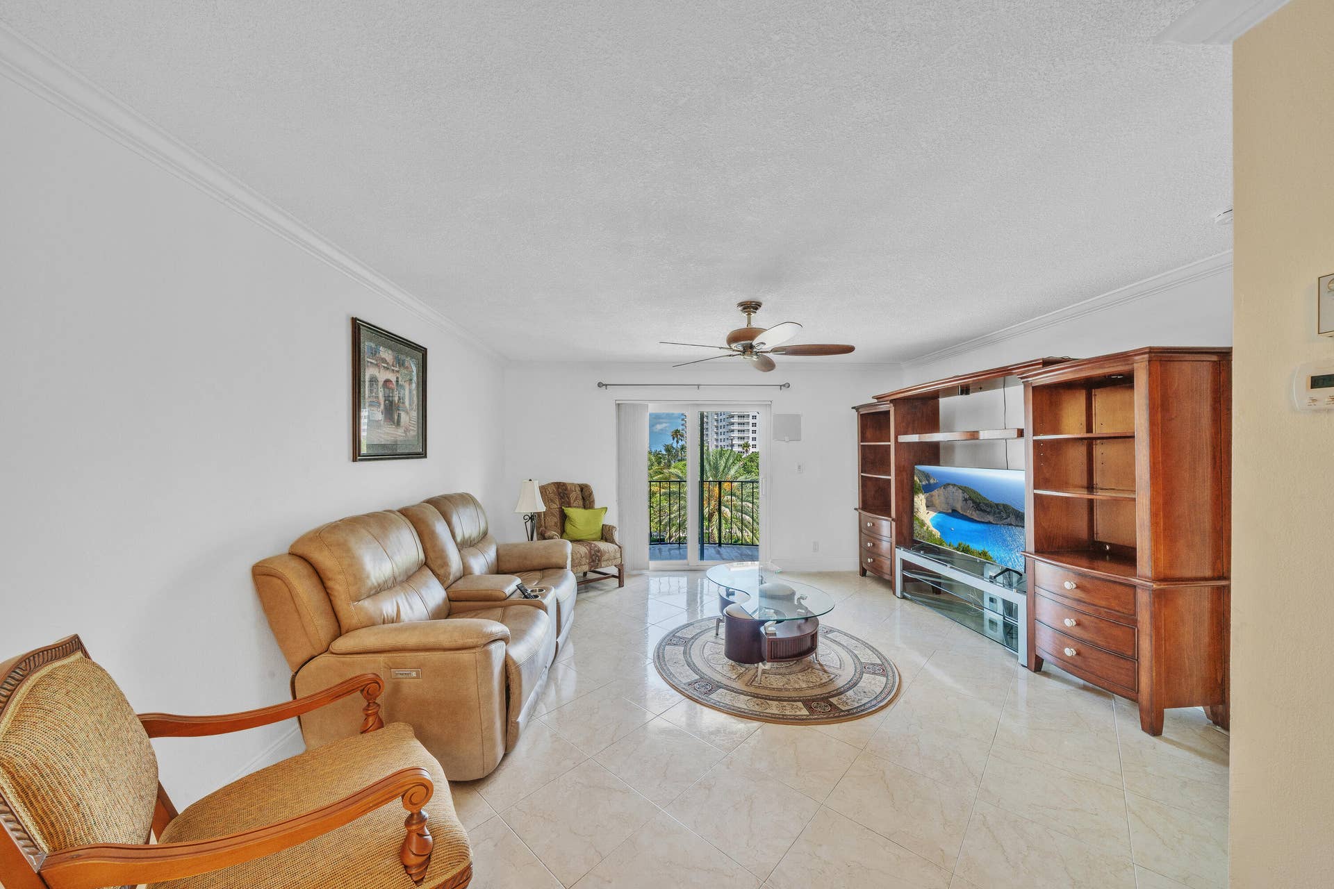 3909 N Ocean Boulevard, #401, Fort Lauderdale, FL 33308 5 Living Area (2)