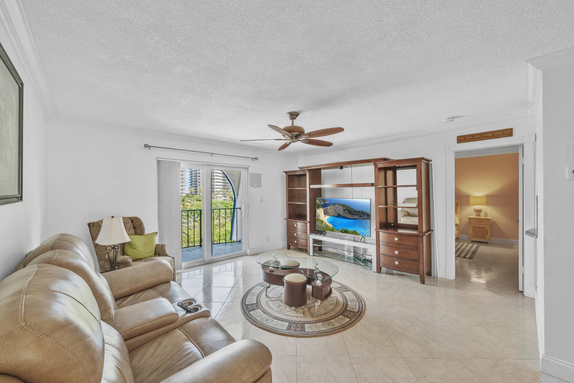 3909 N Ocean Boulevard, #401, Fort Lauderdale, FL 33308 5 Living Area (3)