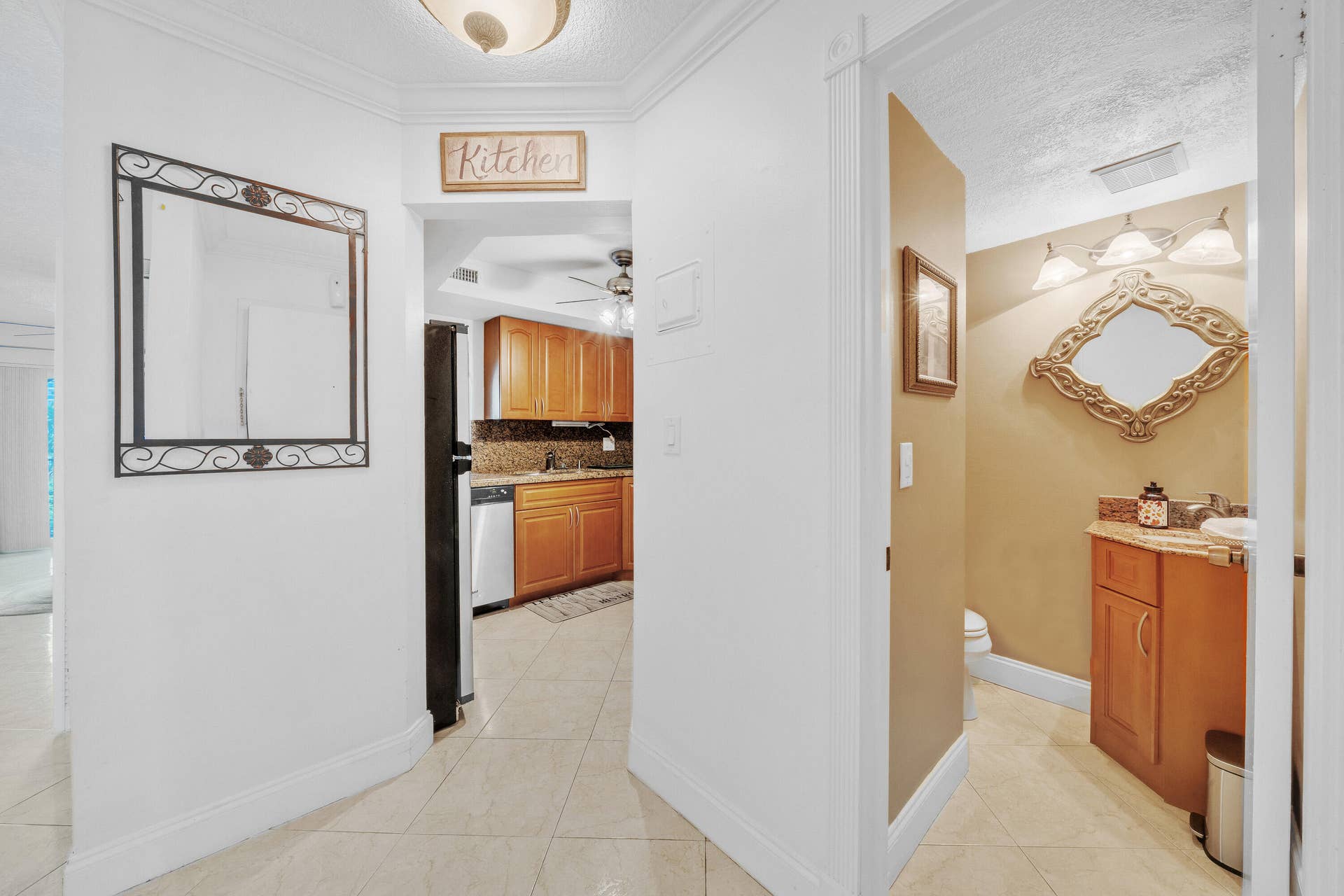 3909 N Ocean Boulevard, #401, Fort Lauderdale, FL 33308 3 Entrance