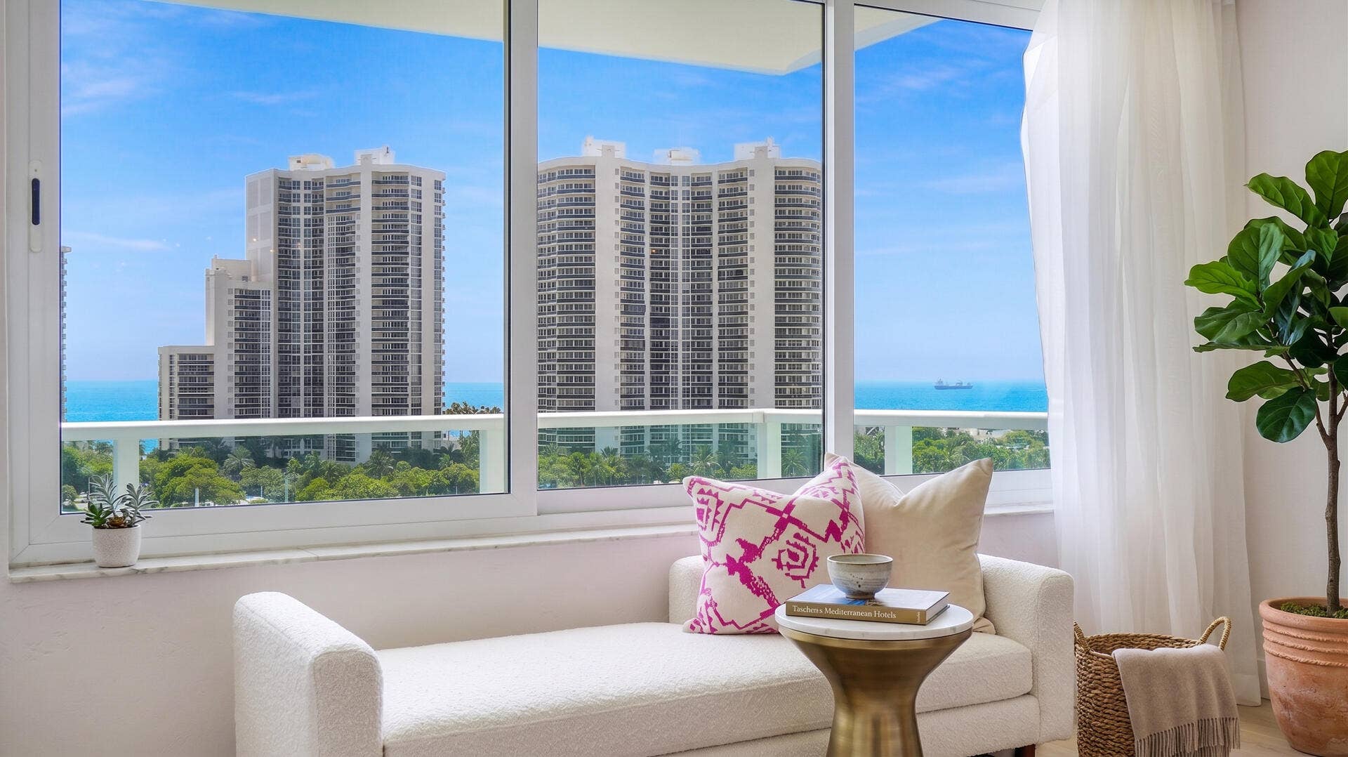 3233 NE 34th Street, #1214, Fort Lauderdale, FL 33308 Virtually staged with AI for visualization purposes only.