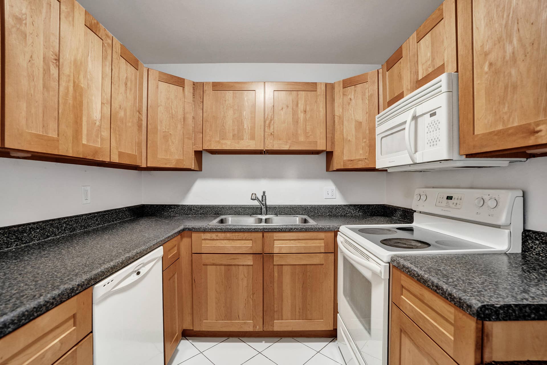 5911 NE 14TH Lane, #201S, Fort Lauderdale, Fort Lauderdale, FL 33334 DSC04028