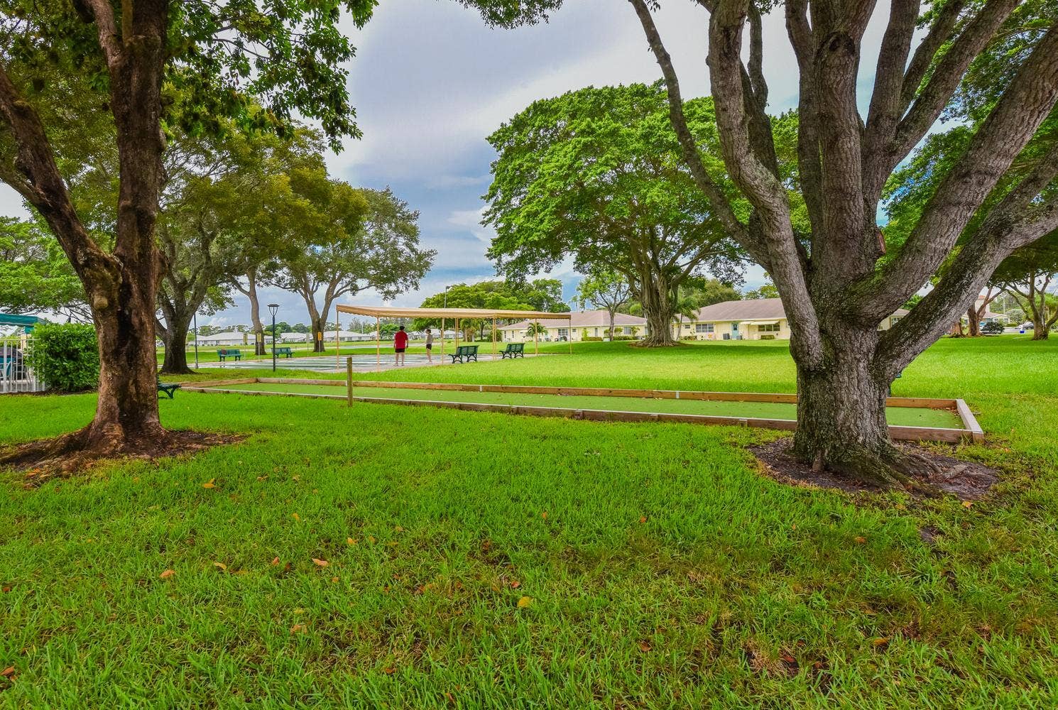 027-016-5157 Lakefront Blvd-1490x1000
