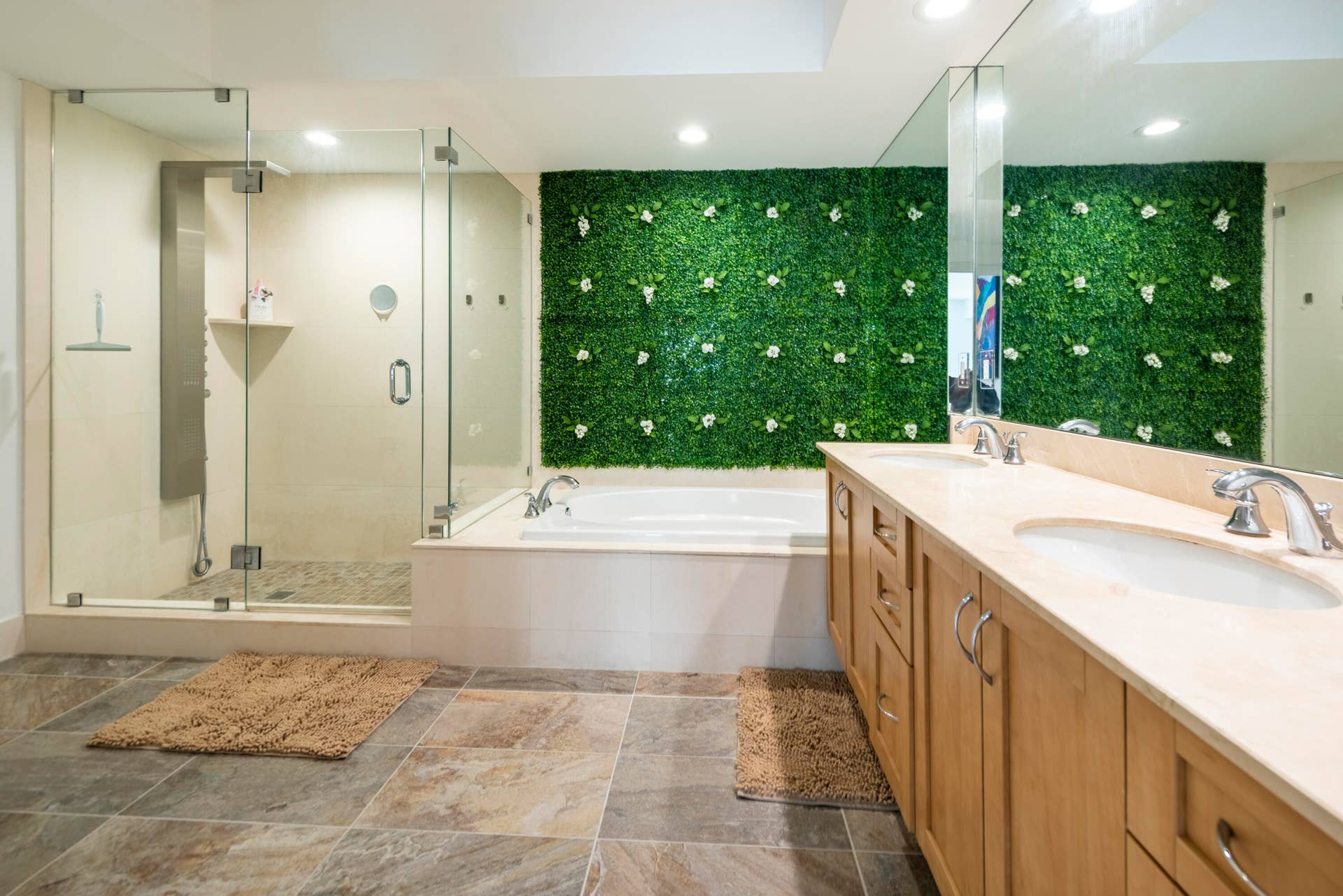 2821 N OCEAN Boulevard, #1102S, Fort Lauderdale, Fort Lauderdale, FL 33308 Primary bath with soaking tub, dual sinks and separate shower